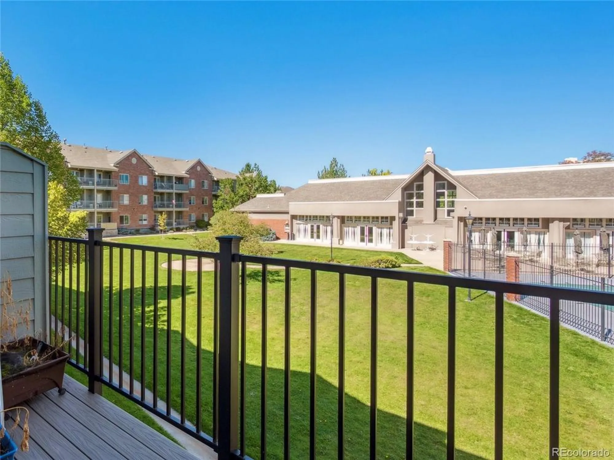 Property Slideshow image 1 of 20 | 2773 w riverwalk cir h, Littleton, CO, 80123