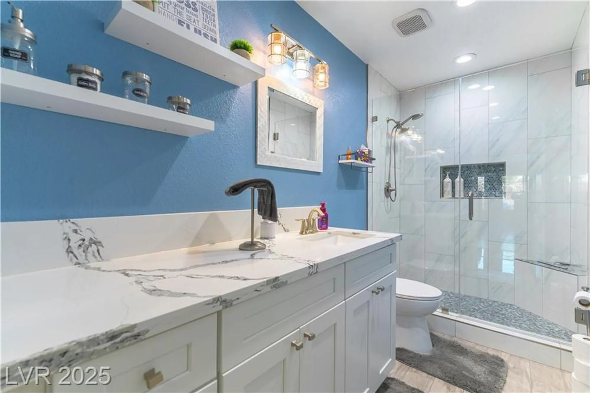 Property Slideshow image 23 of 42 | 5600 segolilly cir, Las Vegas, NV, 89130
