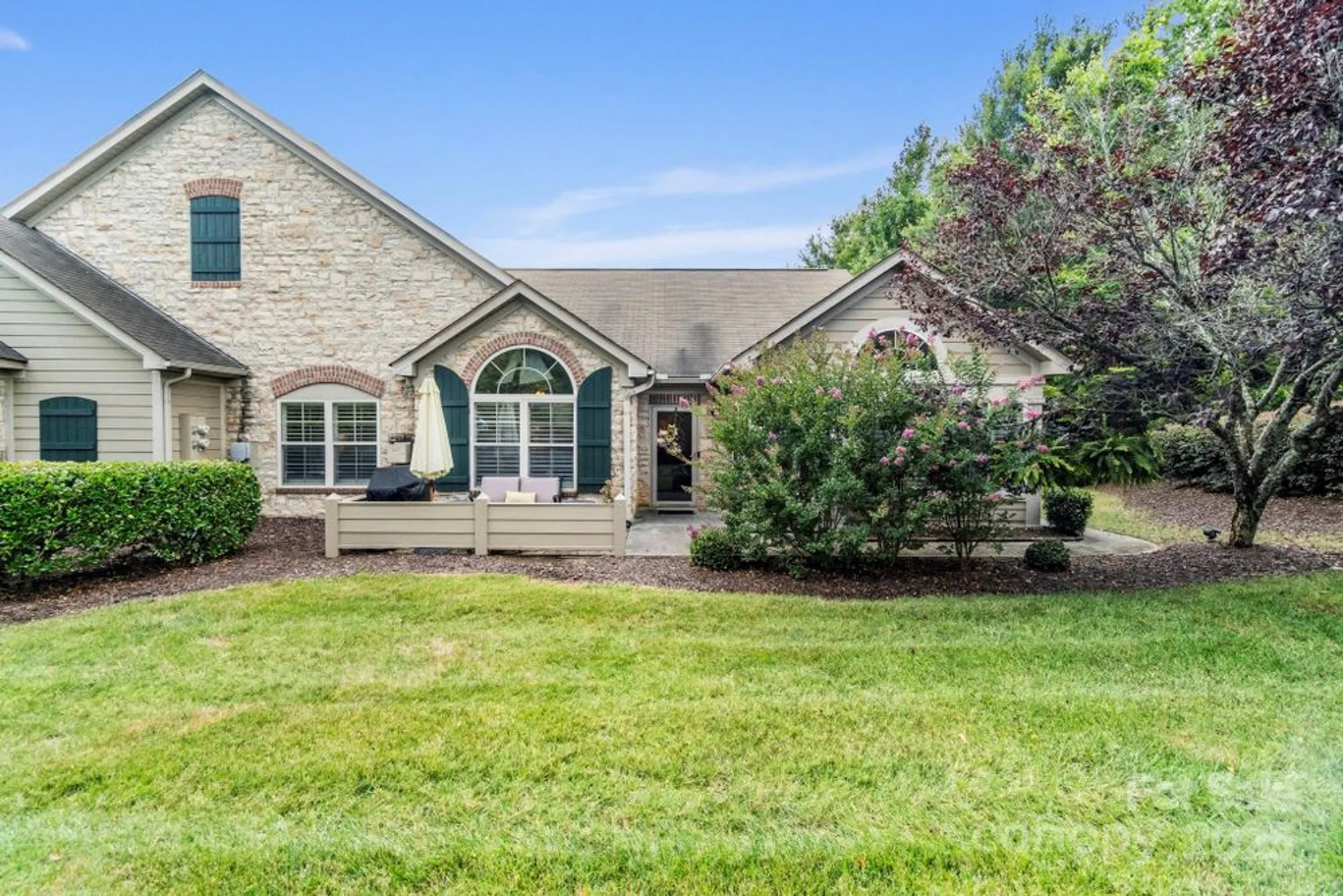 Property Slideshow image 27 of 31 | 2459 coltsview ln, Matthews, NC, 28105