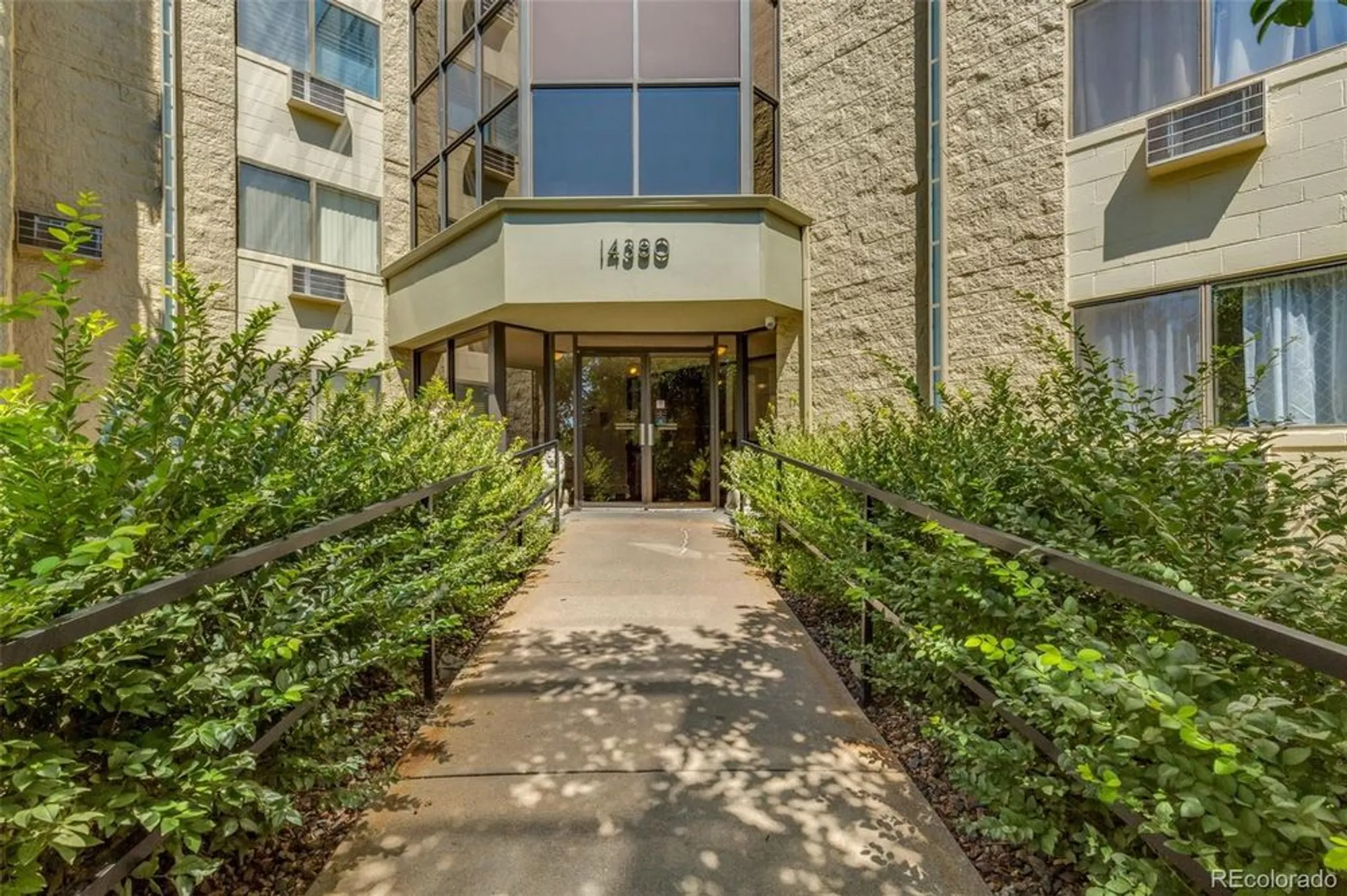 Property Slideshow image 39 of 50 | 14390 e marina dr apt 606, Aurora, CO, 80014