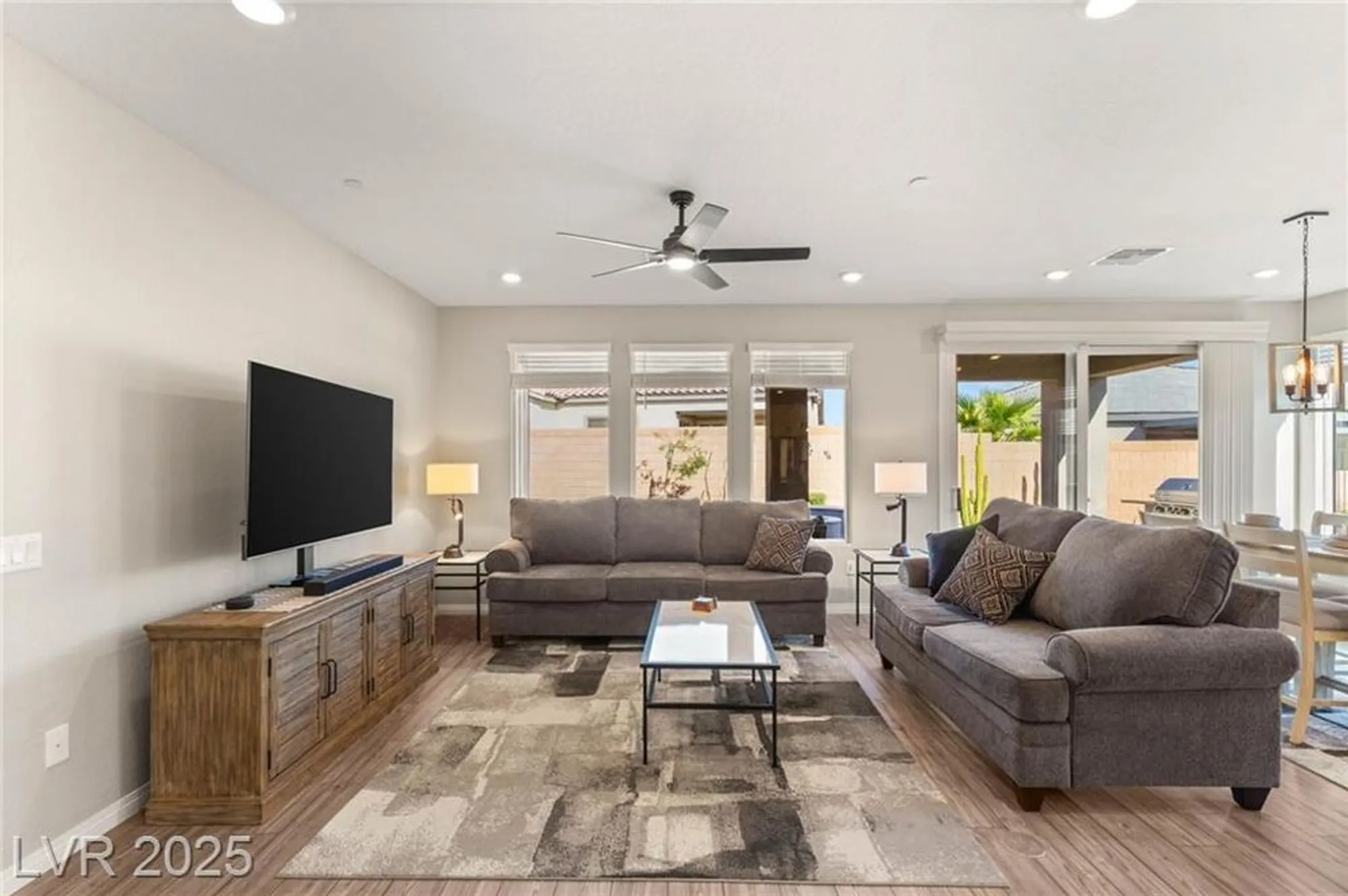 Property Slideshow image 13 of 38 | 14 summer agave ave, Henderson, NV, 89011