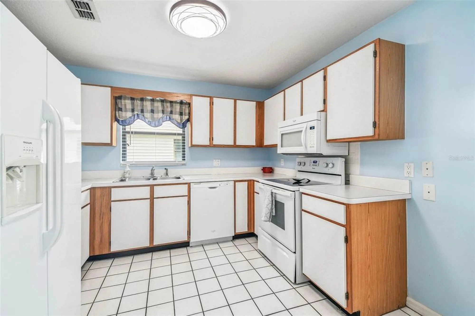Property Slideshow image 33 of 98 | 6222 crane dr, Lakeland, FL, 33809