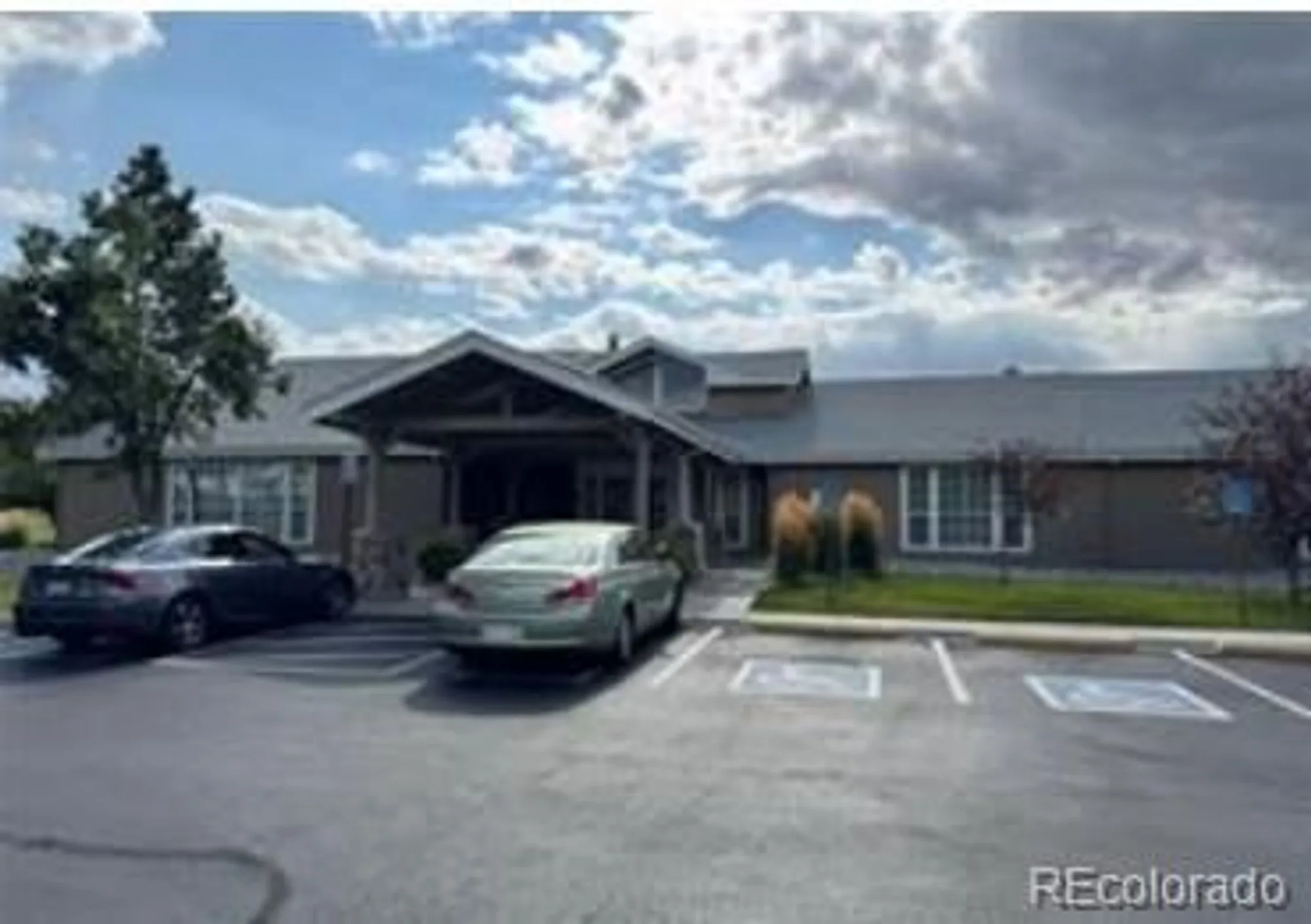 Property Slideshow image 19 of 24 | 5418 shetland ct, Highlands Ranch, CO, 80130