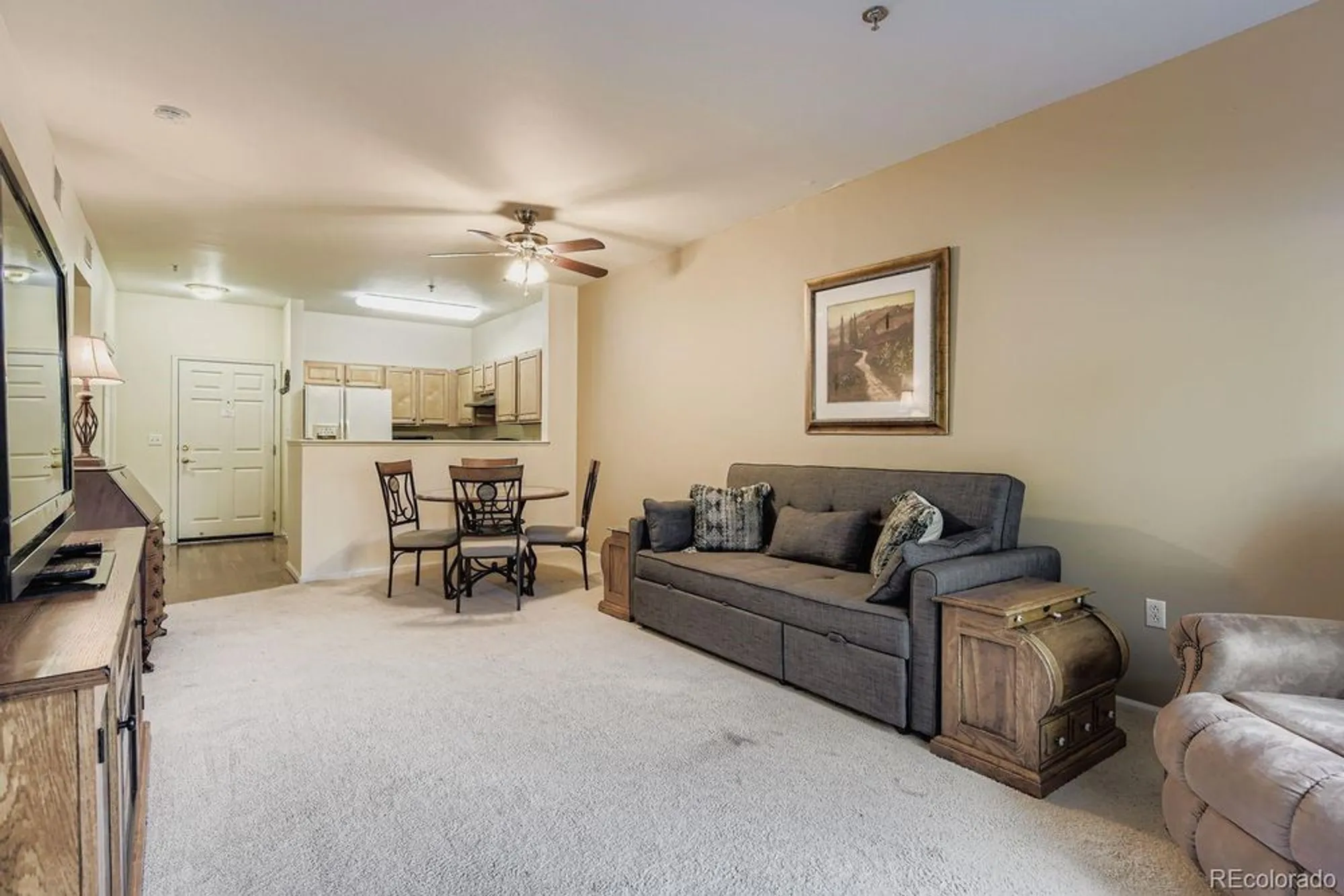 Property Slideshow image 5 of 13 | 2895 w riverwalk cir apt 114, Littleton, CO, 80123