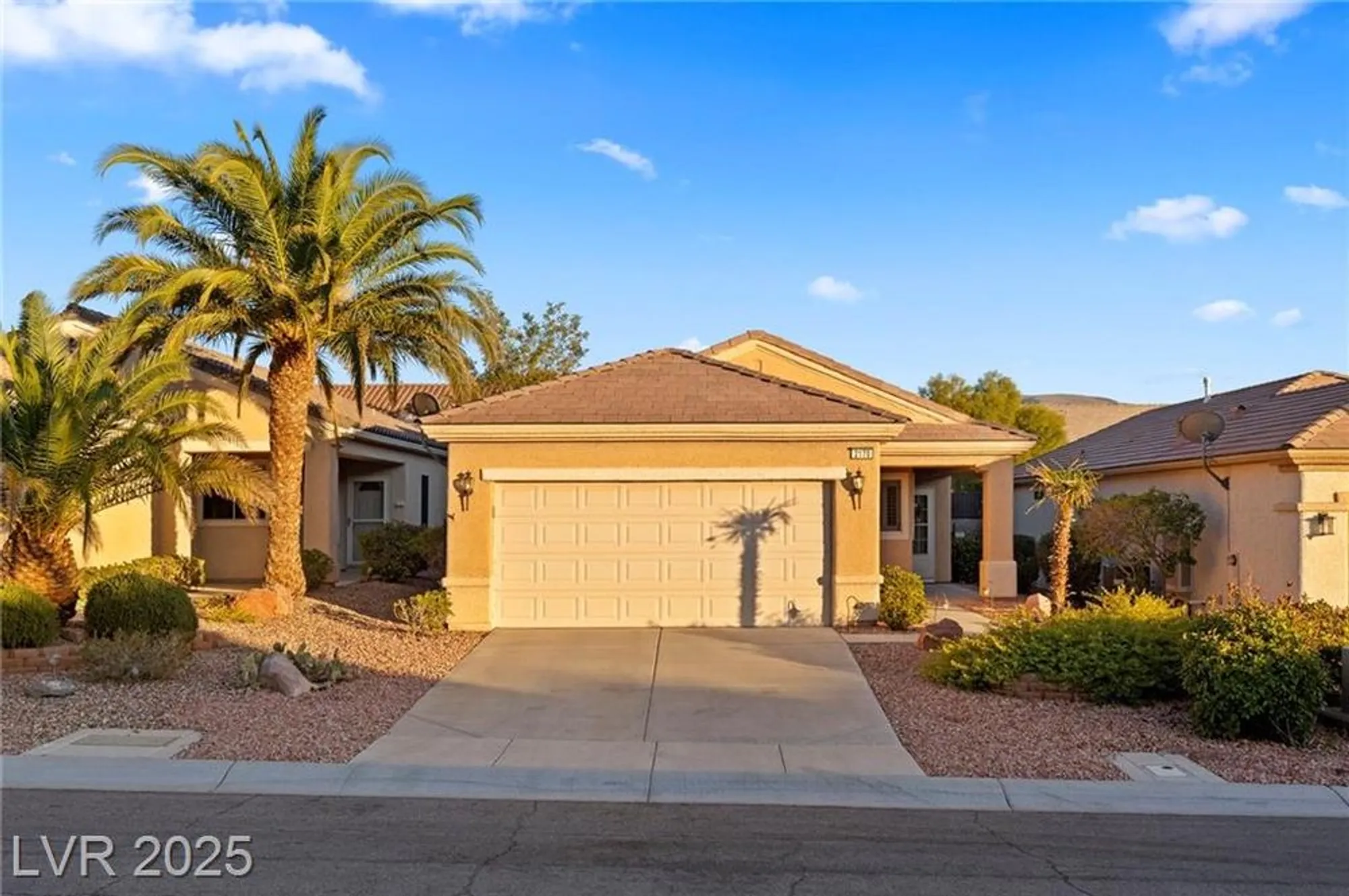 Property Slideshow image 54 of 62 | 2170 oliver springs st, Henderson, NV, 89052