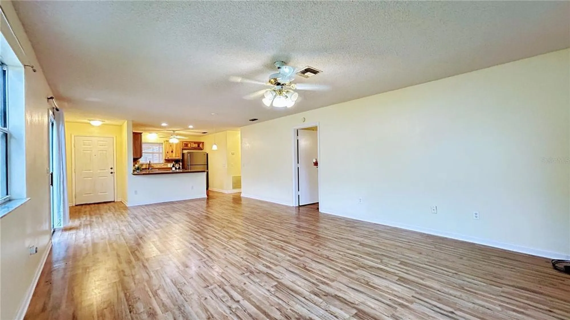 Property Slideshow image 8 of 23 | 718 villita ln, The Villages, FL, 32159