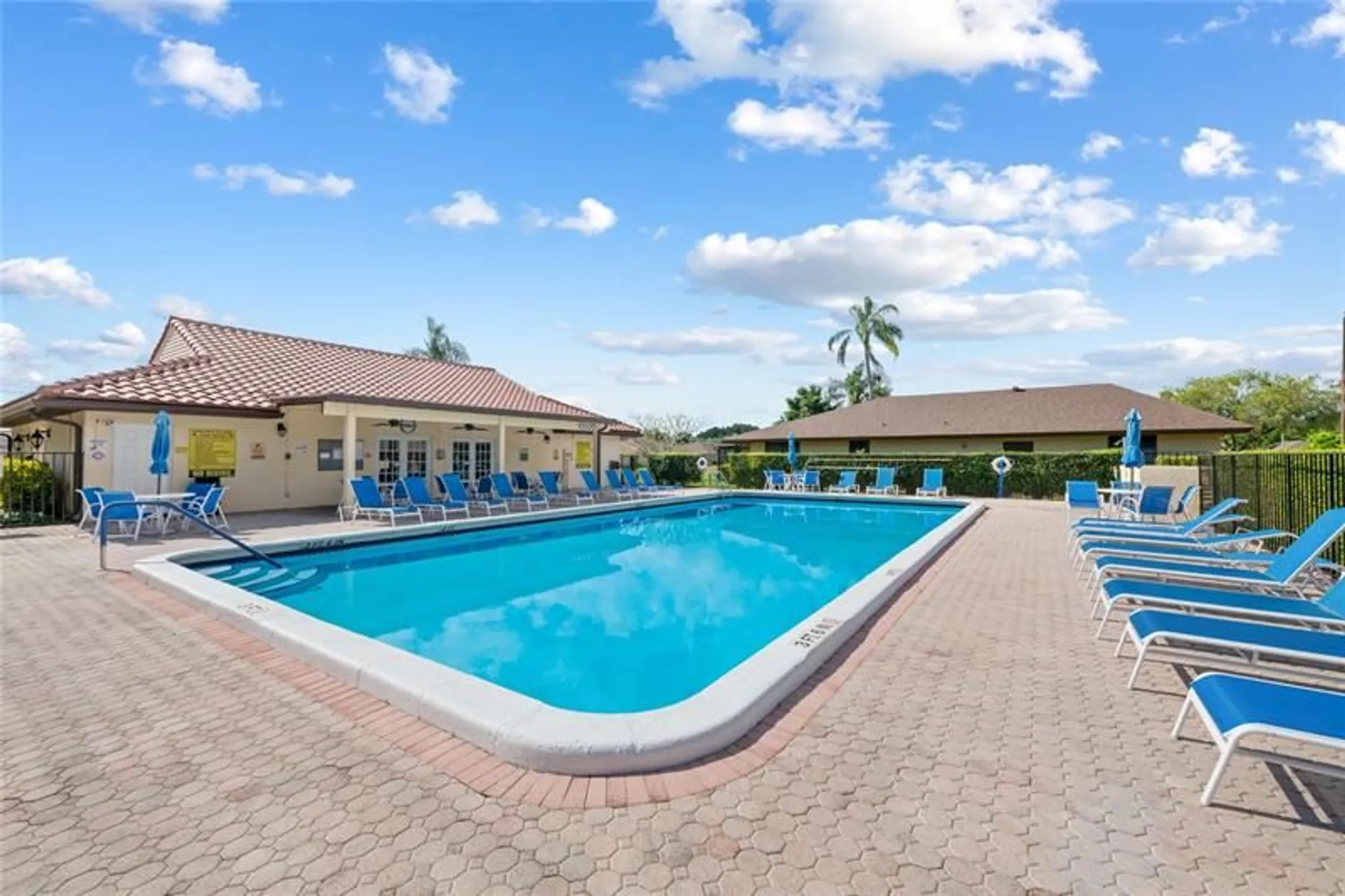 Property Slideshow image 34 of 43 | 10911 greentrail dr, Boynton Beach, FL, 33436
