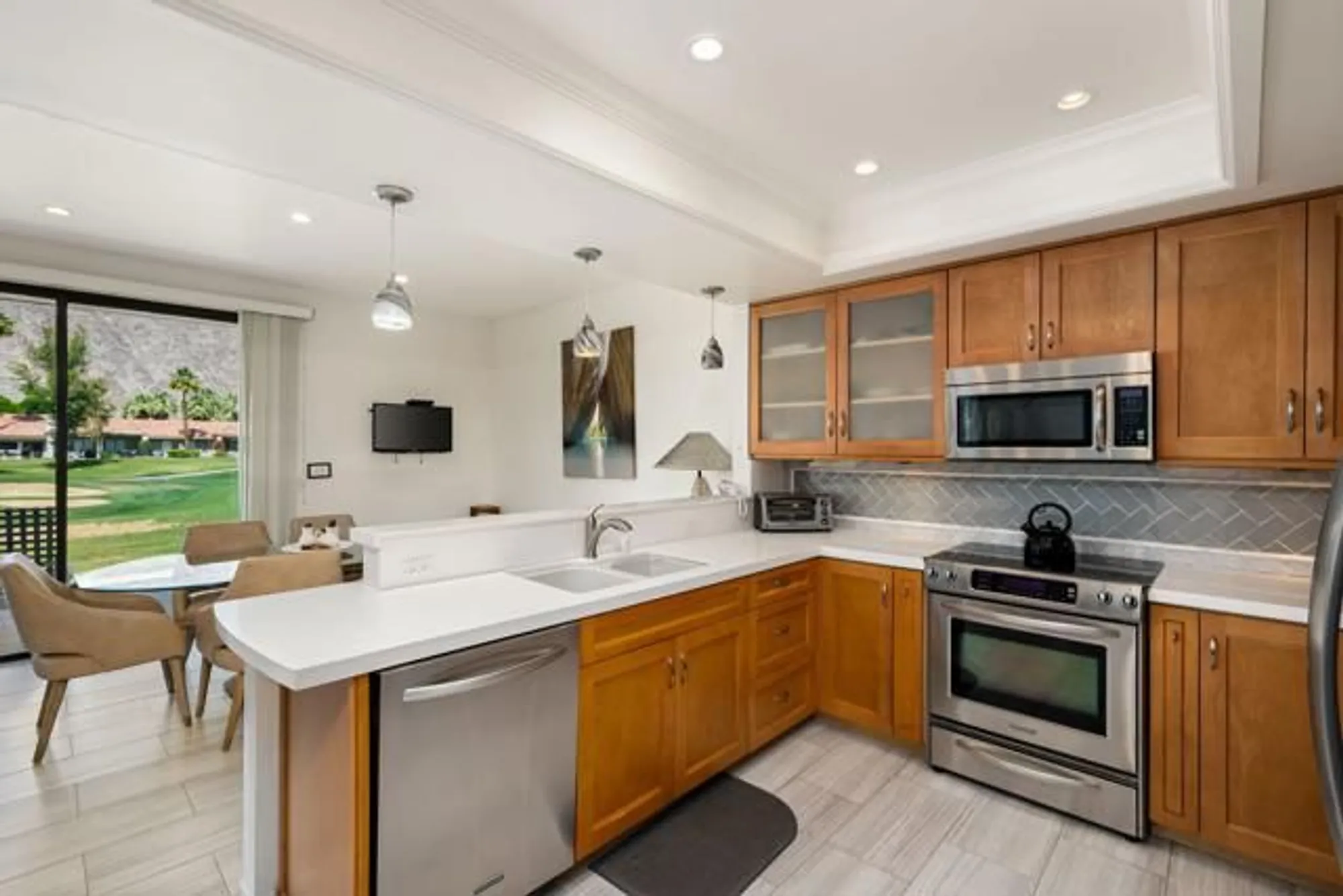 Property Slideshow image 9 of 24 | 55105 oakhill, La Quinta, CA, 92253