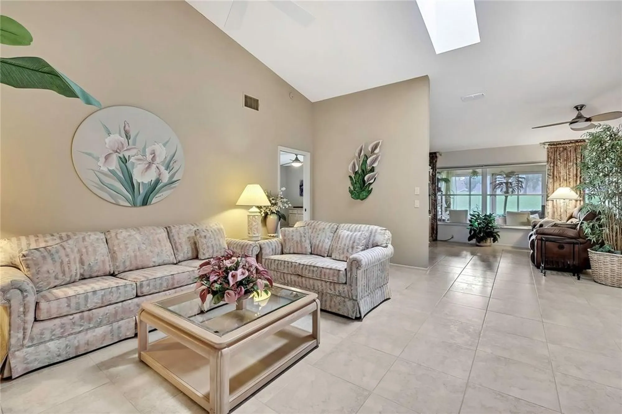 Property Slideshow image 5 of 29 | 2439 hidden trail dr, Spring Hill, FL, 34606