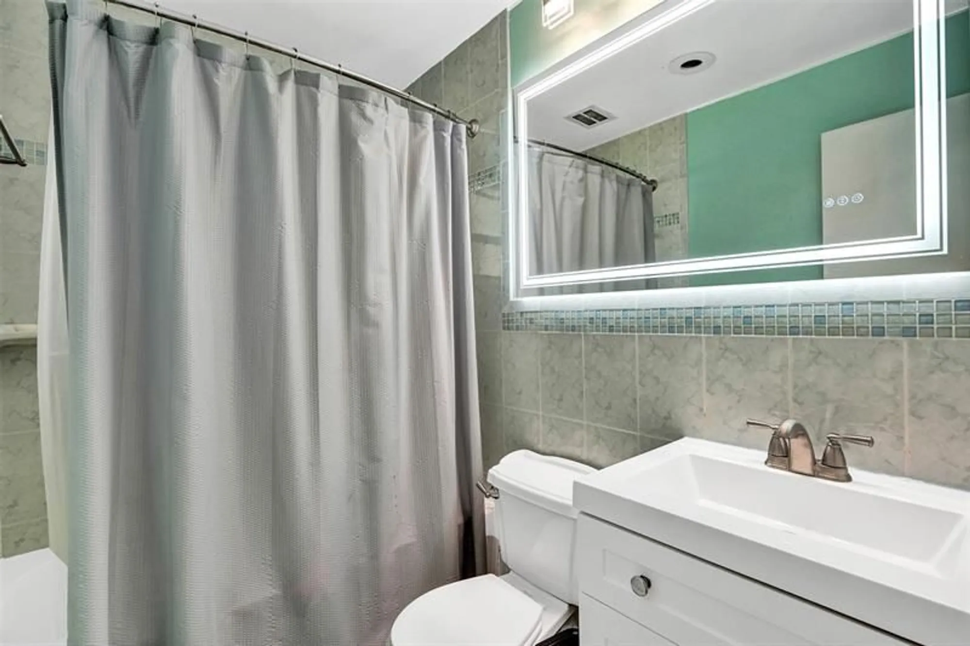 Property Slideshow image 10 of 17 | 6755 nw 15th st, Margate, FL, 33063