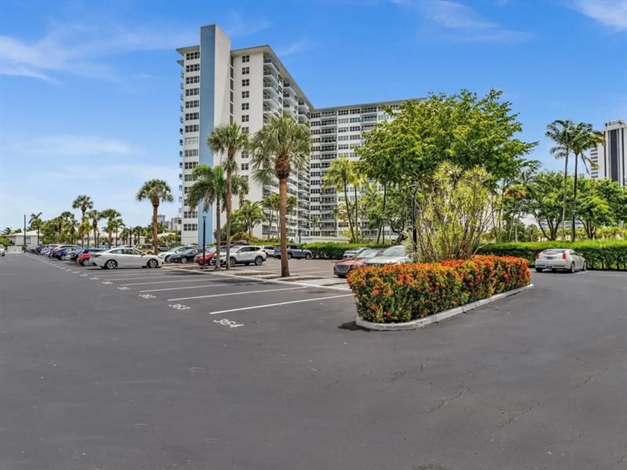 Property Slideshow image 43 of 61 | 3300 ne 36th st 302, Fort Lauderdale, FL, 33308