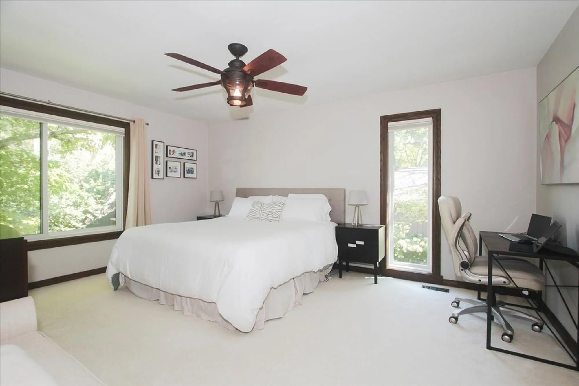 Property Slideshow image 15 of 34 | 716 old barn rd apt b b, Lake Barrington, IL, 60010