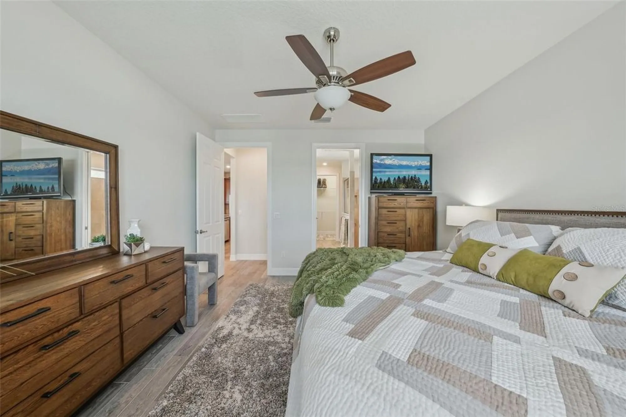 Property Slideshow image 33 of 98 | 19183 coastal shore ter, Land O Lakes, FL, 34638