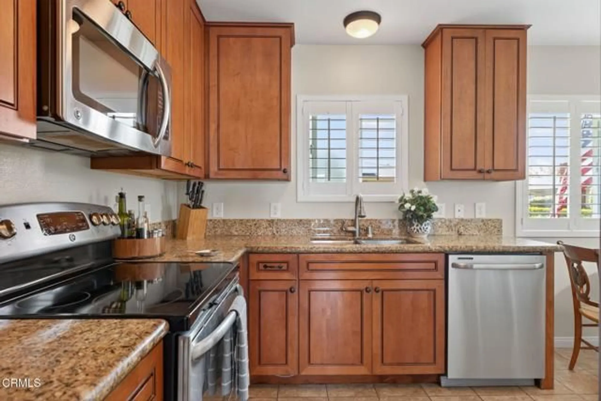 Property Slideshow image 23 of 63 | 271 e fiesta grn, Port Hueneme, CA, 93041