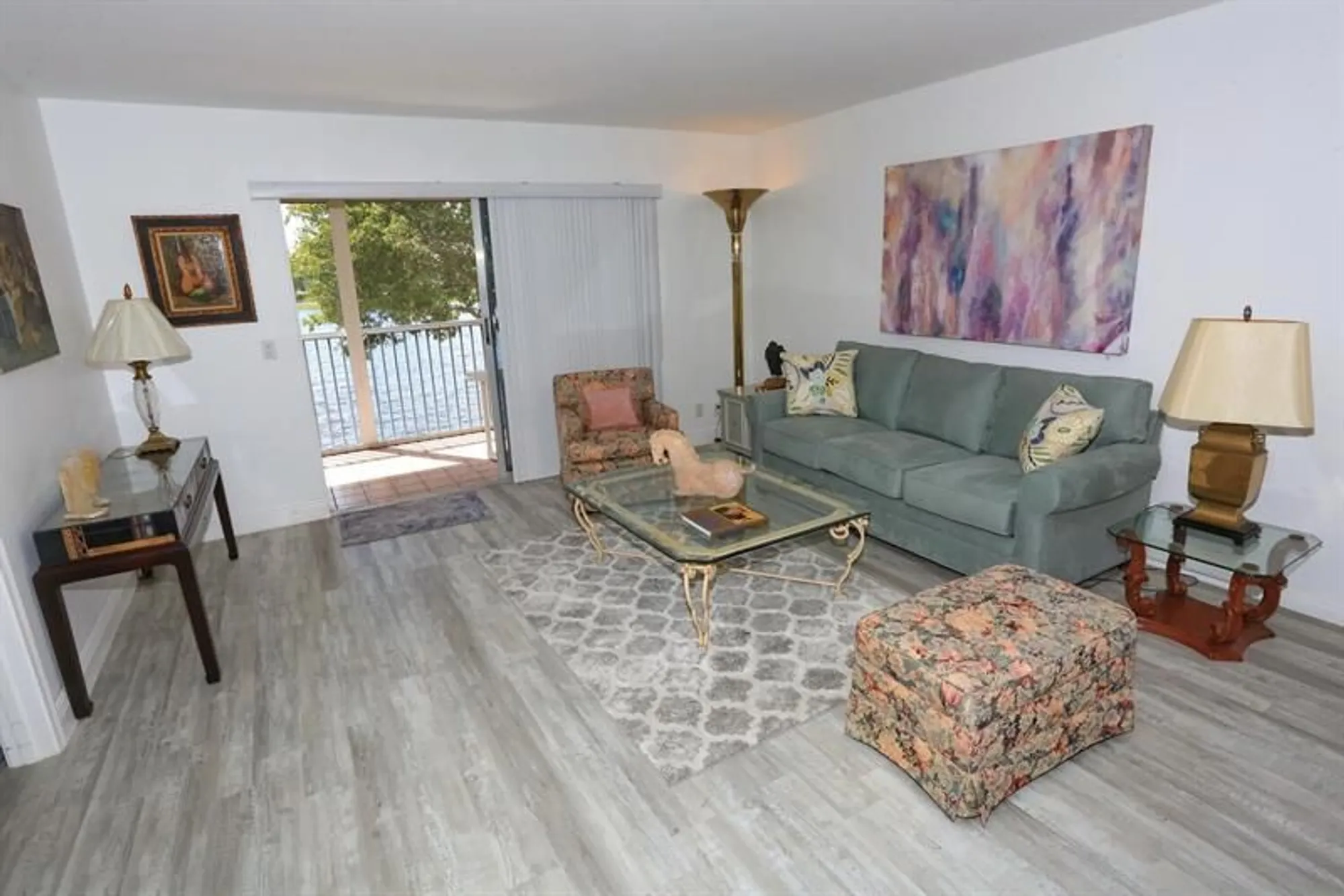 Property Slideshow image 6 of 20 | 13001 sw 11th ct apt 307, Pembroke Pines, FL, 33027