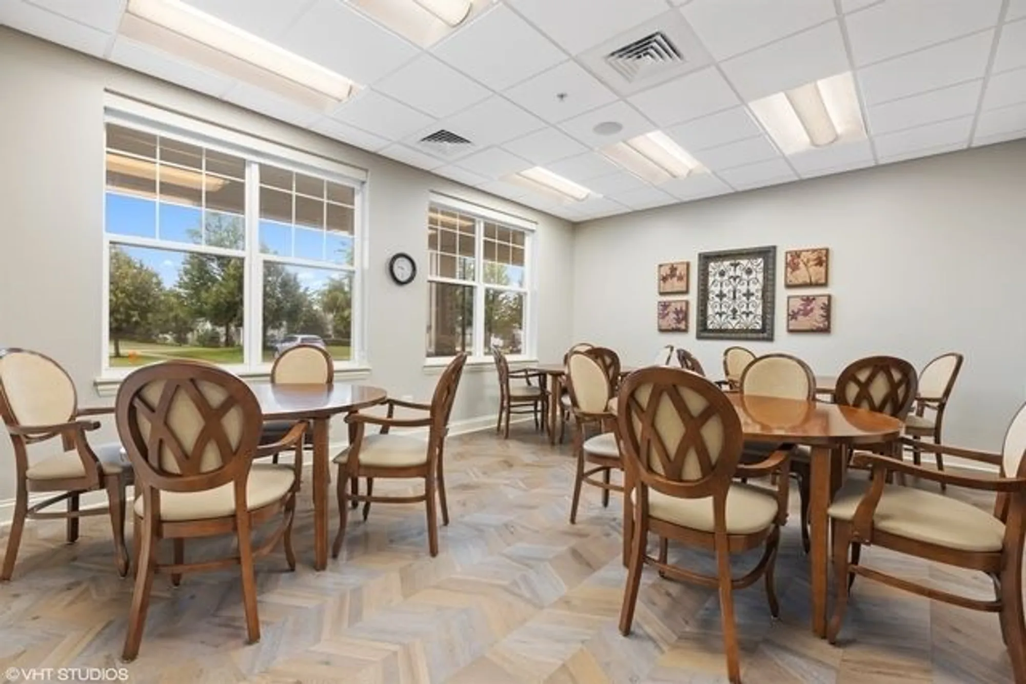 Property Slideshow image 12 of 19 | 2627 foxglove st, Naperville, IL, 60564