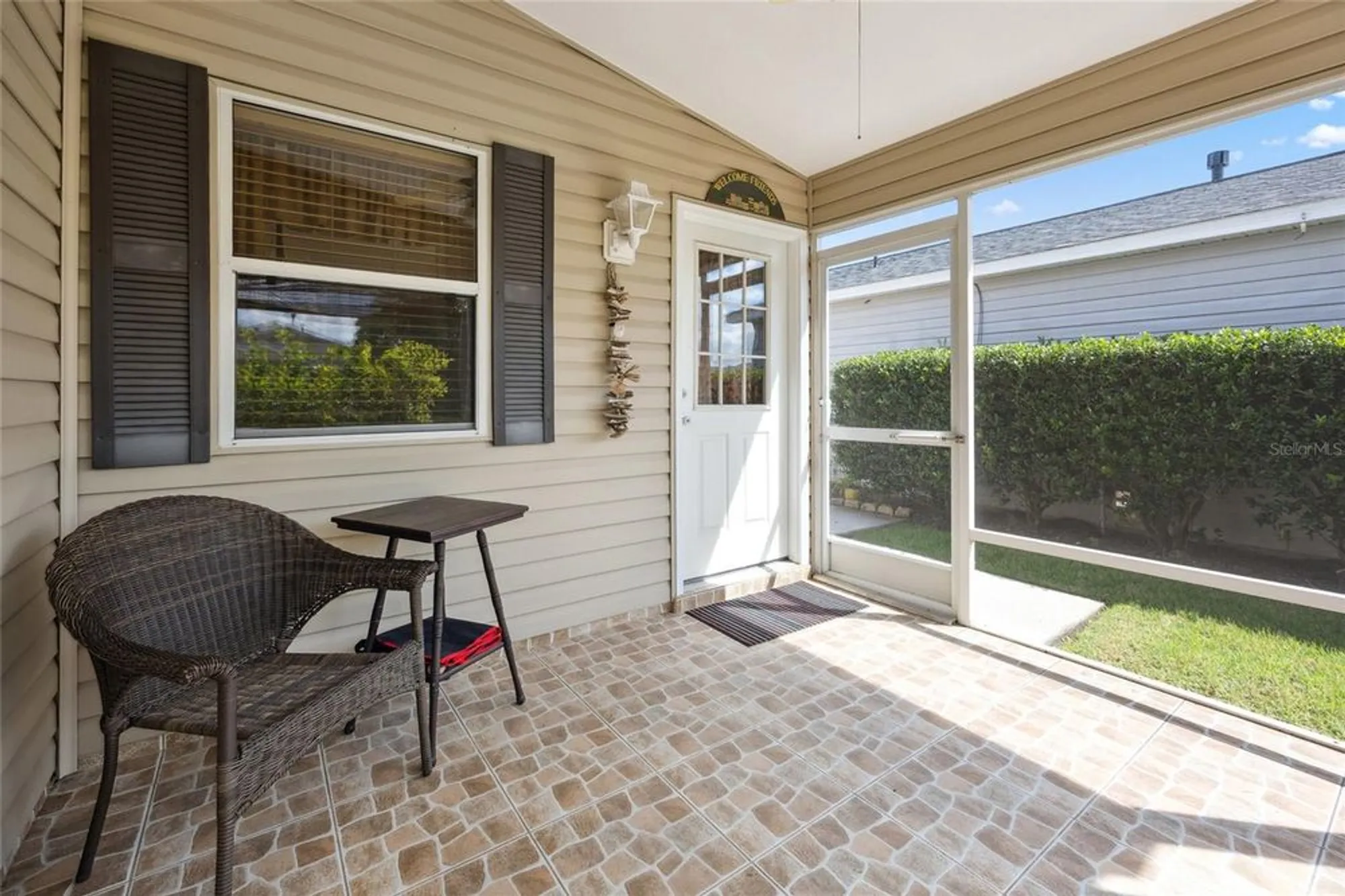 Property Slideshow image 23 of 34 | 2372 travis pl, The Villages, FL, 32162