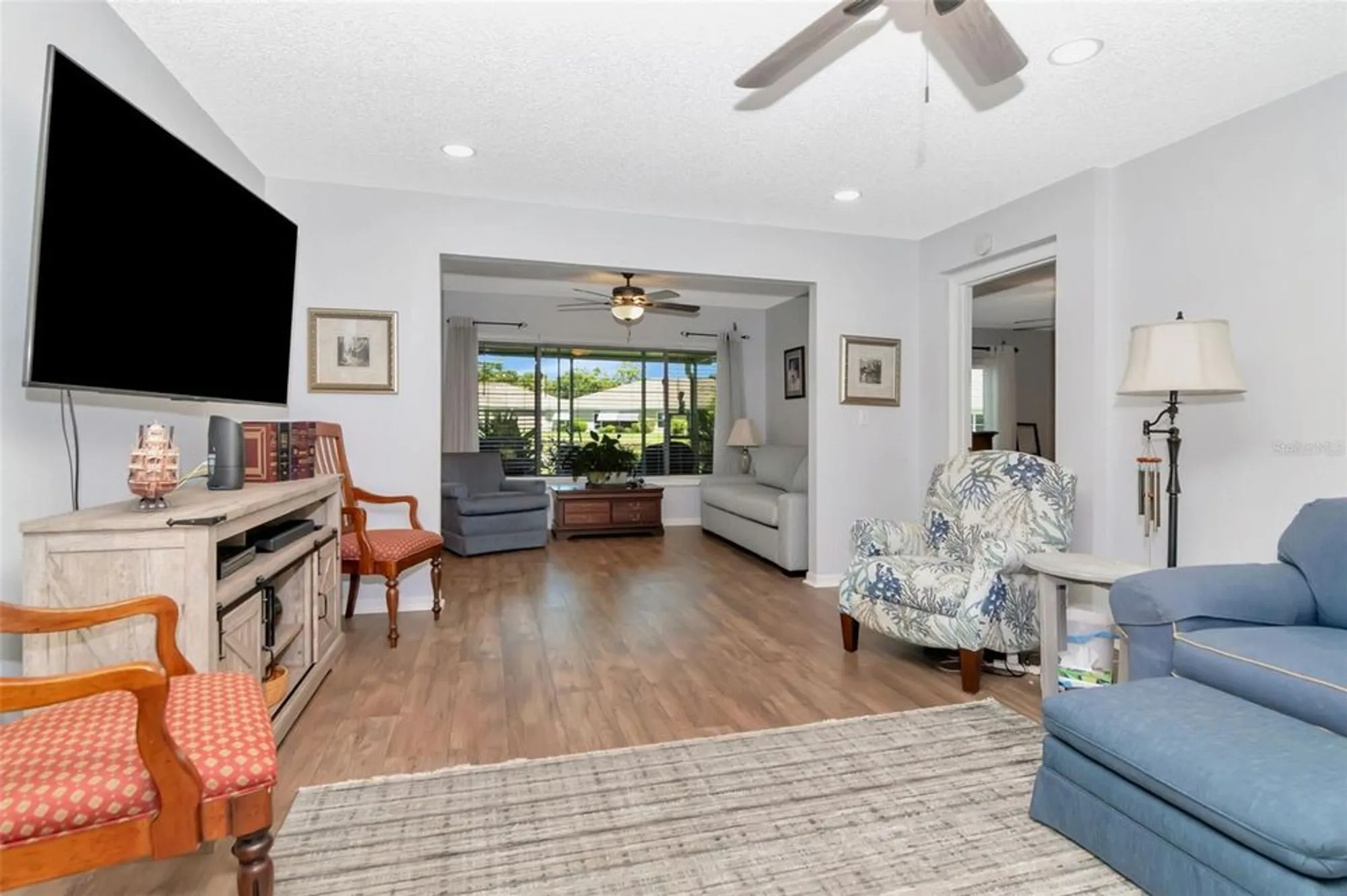 Property Slideshow image 15 of 44 | 717 manchester woods dr # 717, Sun City Center, FL, 33573