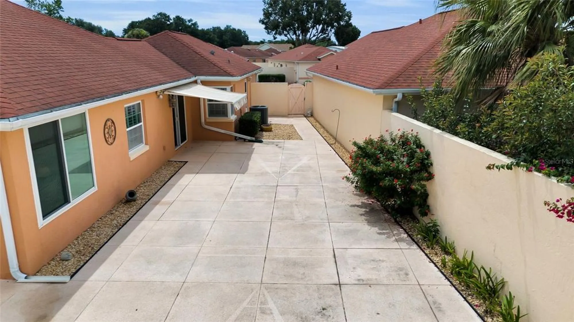 Property Slideshow image 36 of 45 | 916 medira dr, Lady Lake, FL, 32159