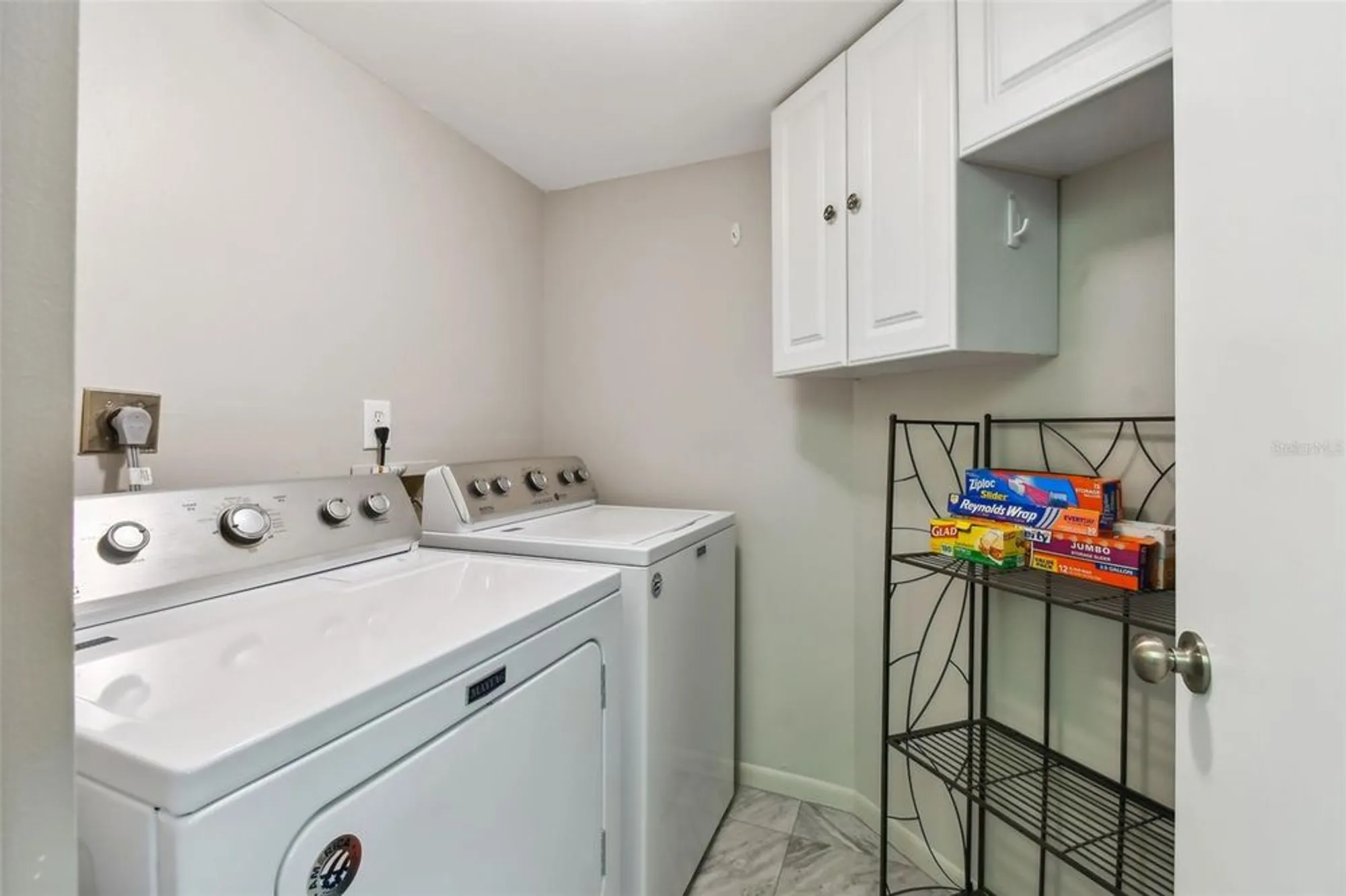 Property Slideshow image 11 of 70 | 6372 palma del mar blvd s apt 605, St Petersburg, FL, 33715