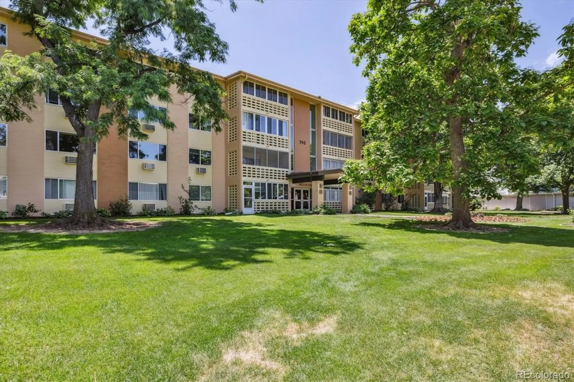 Property Slideshow image 20 of 39 | 745 s alton way unit 11a, Denver, CO, 80247
