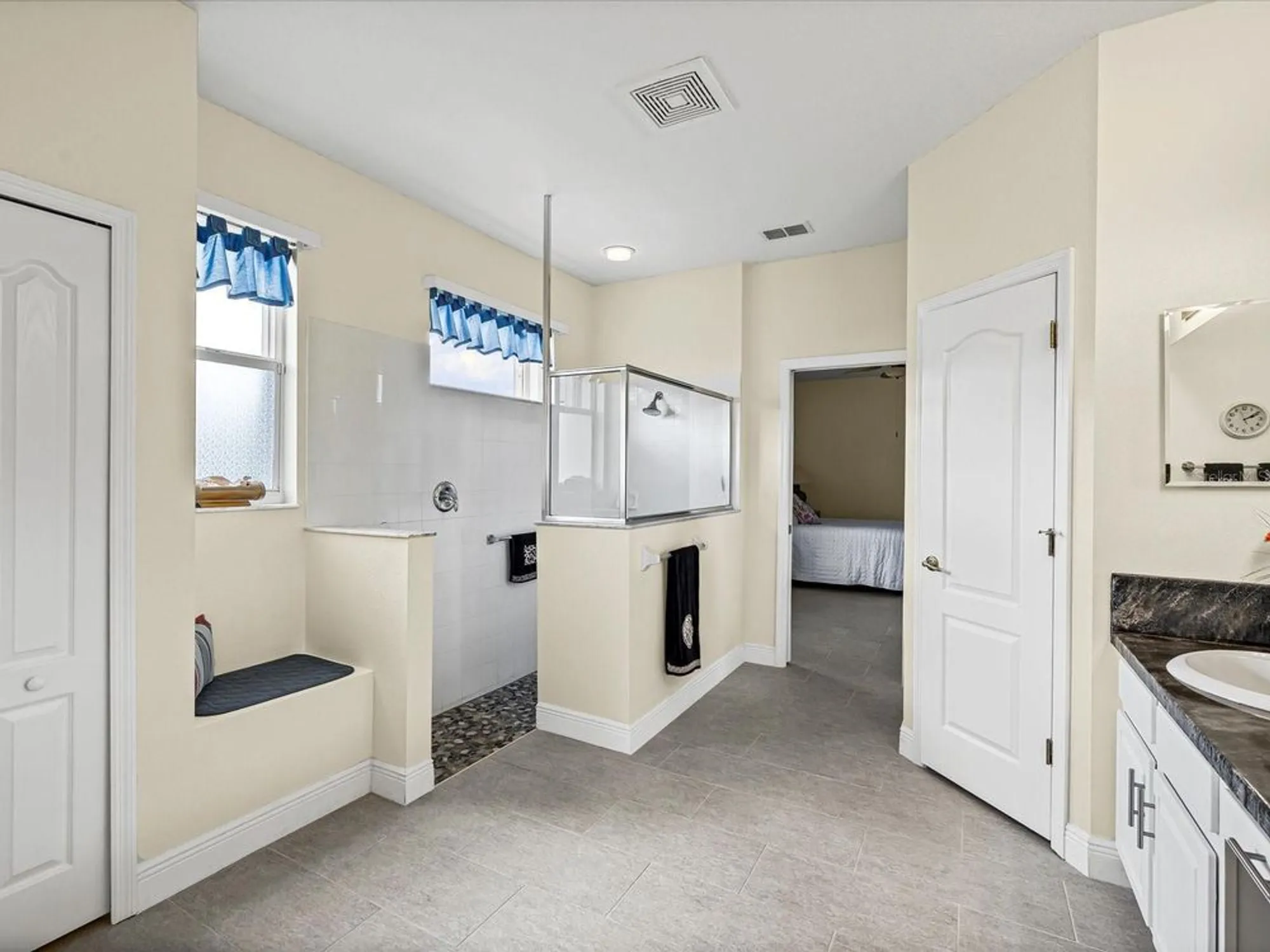 Property Slideshow image 10 of 74 | 11802 wayside willow ct, Hudson, FL, 34667