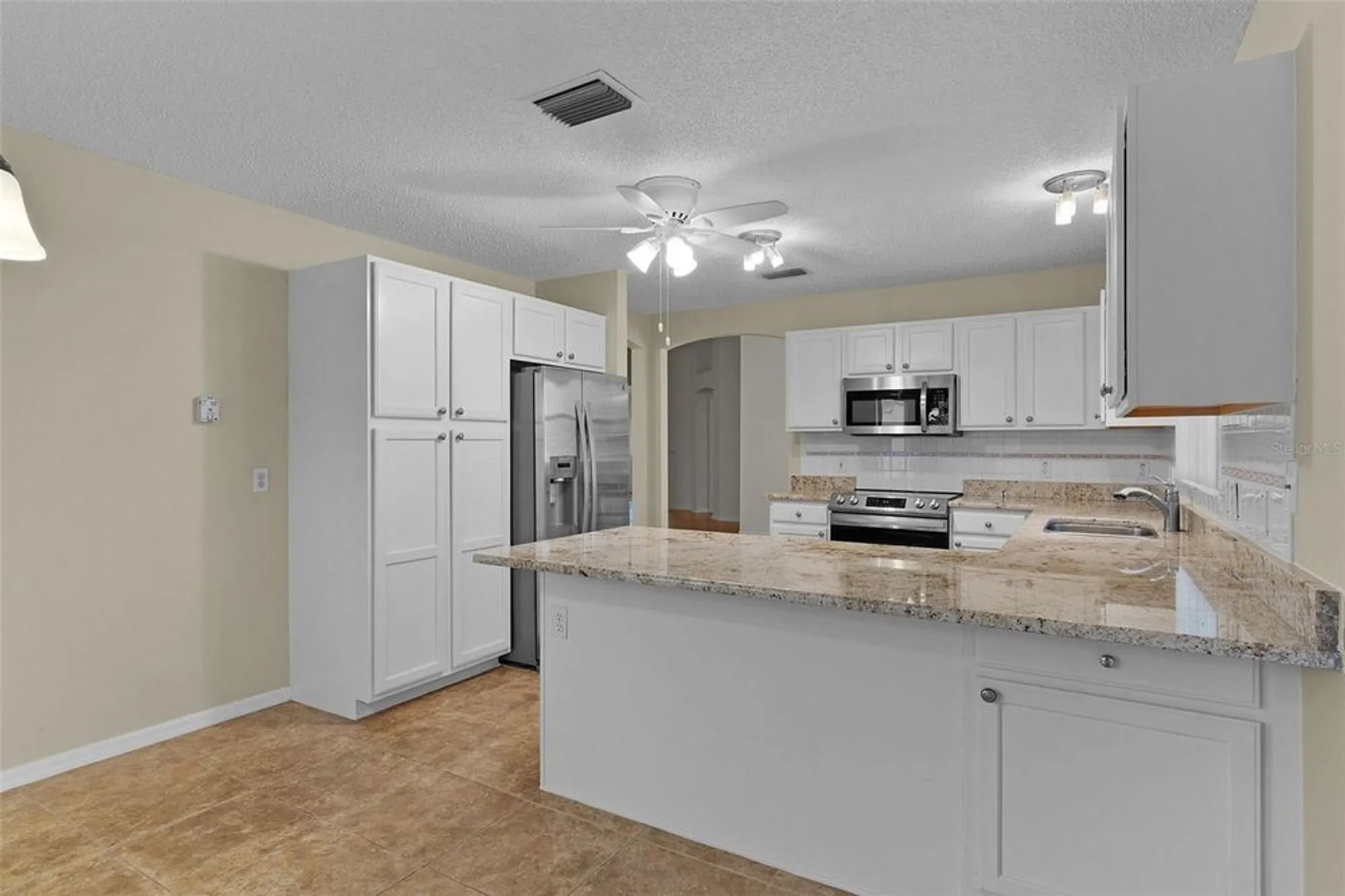 Property Slideshow image 19 of 44 | 912 ventura dr, The Villages, FL, 32159