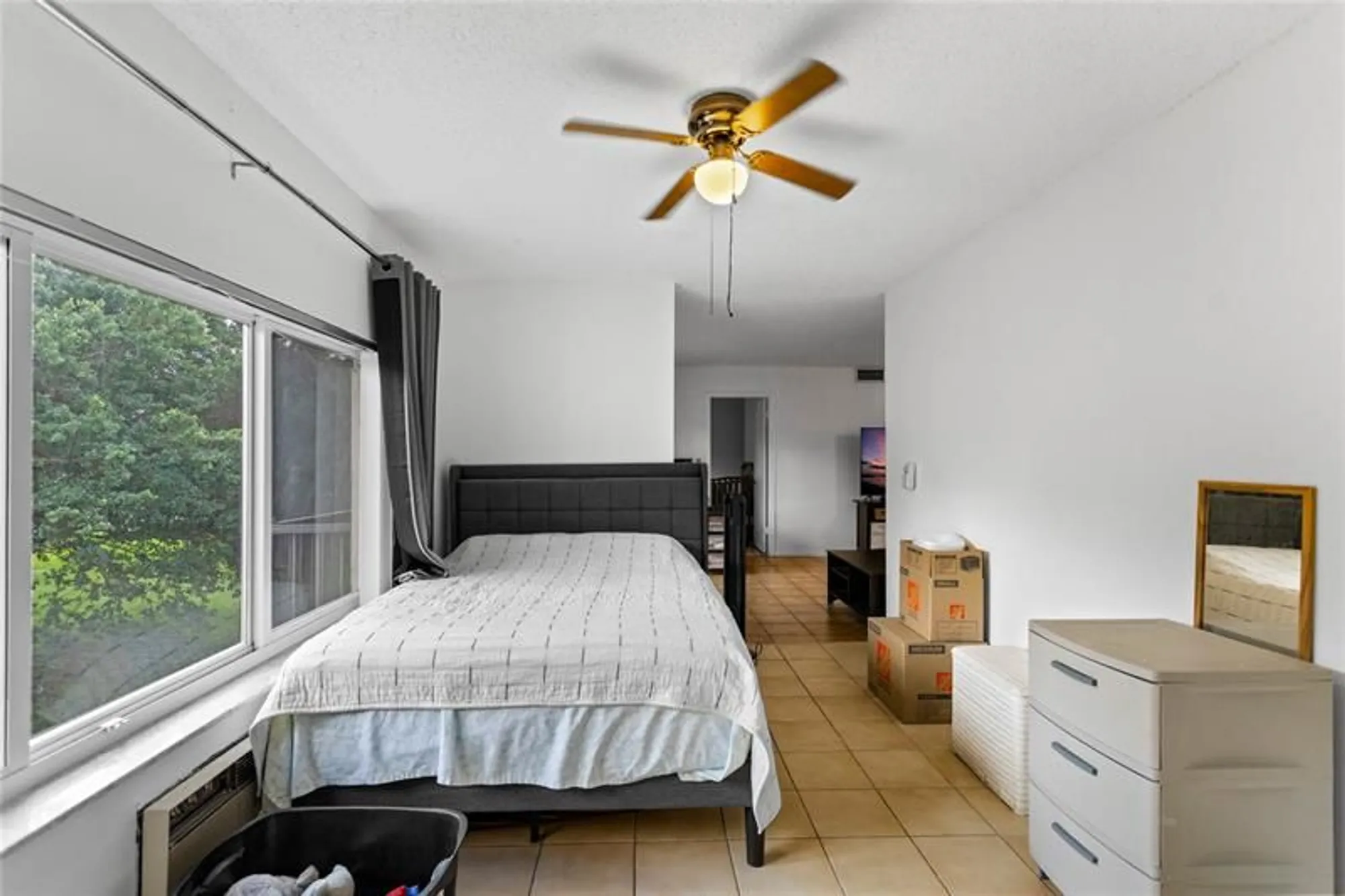 Property Slideshow image 26 of 44 | 8990 s hollybrook blvd 305, Pembroke Pines, FL, 33025