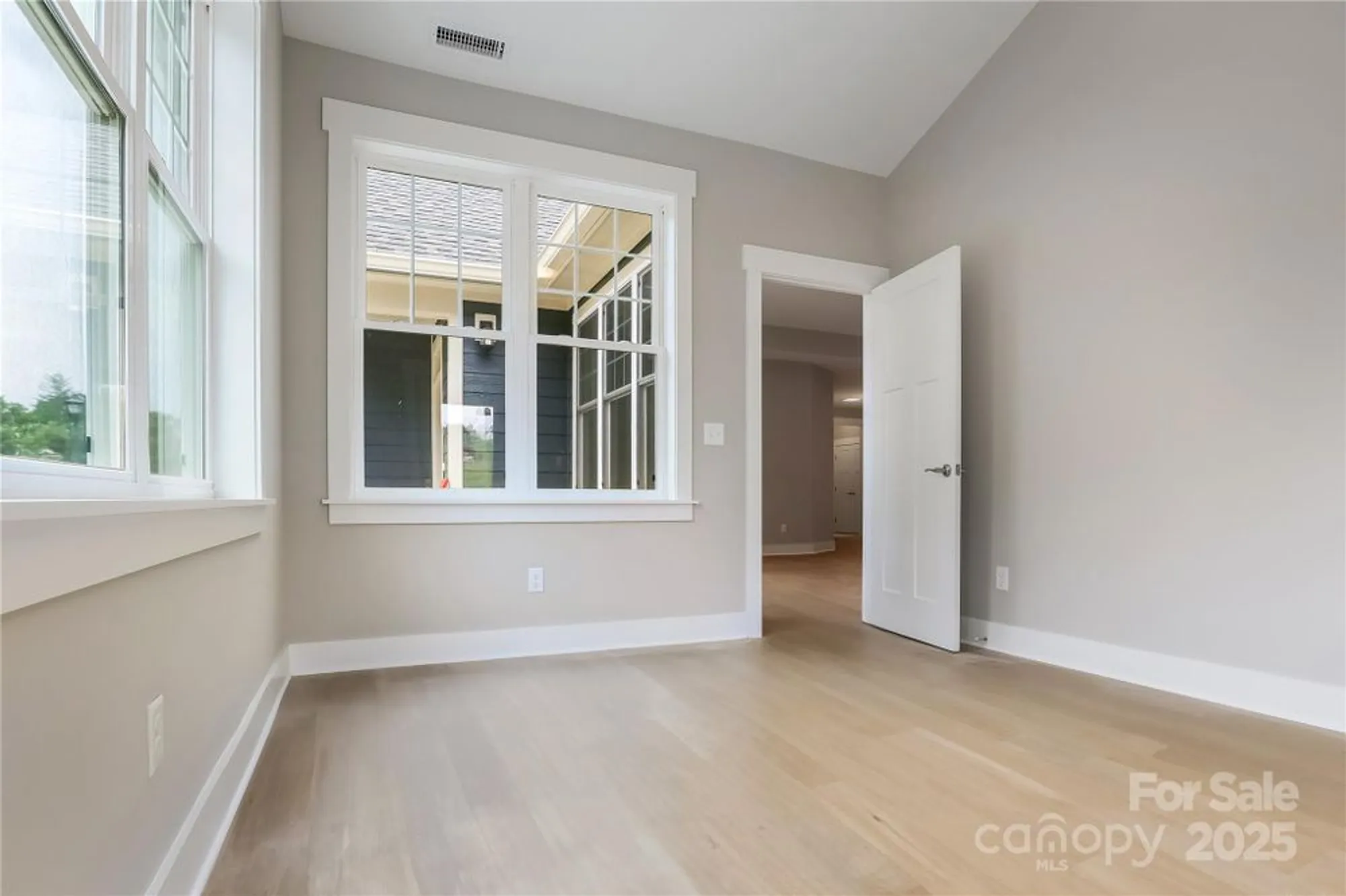 Property Slideshow image 23 of 47 | 48 creekside view dr, Asheville, NC, 28804