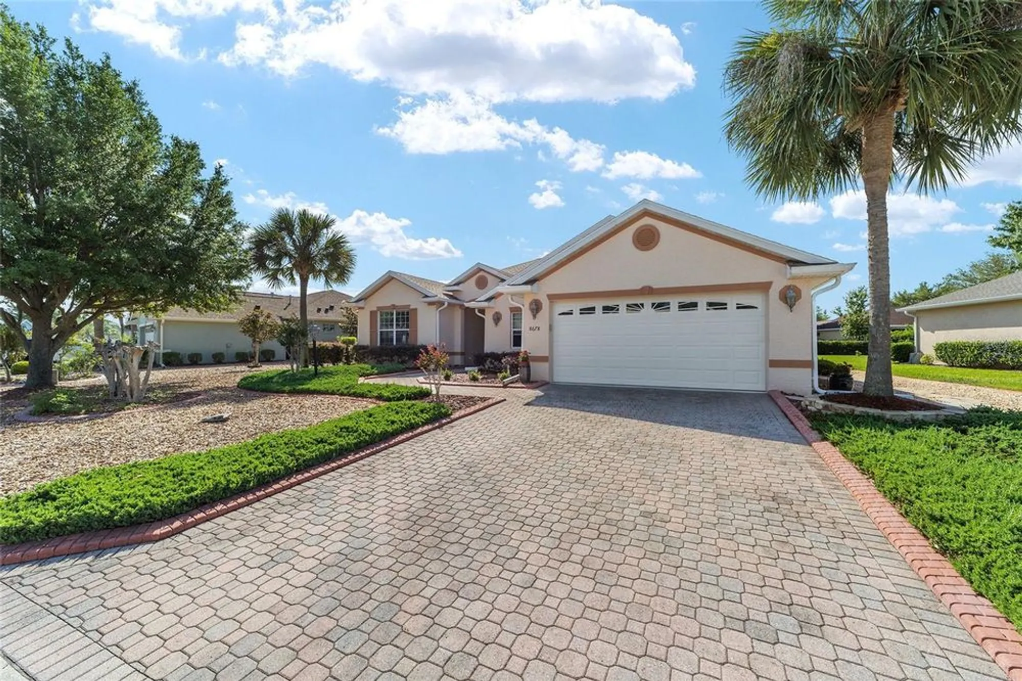 Property Slideshow image 3 of 49 | 8678 sw 83rd cir, Ocala, FL, 34481