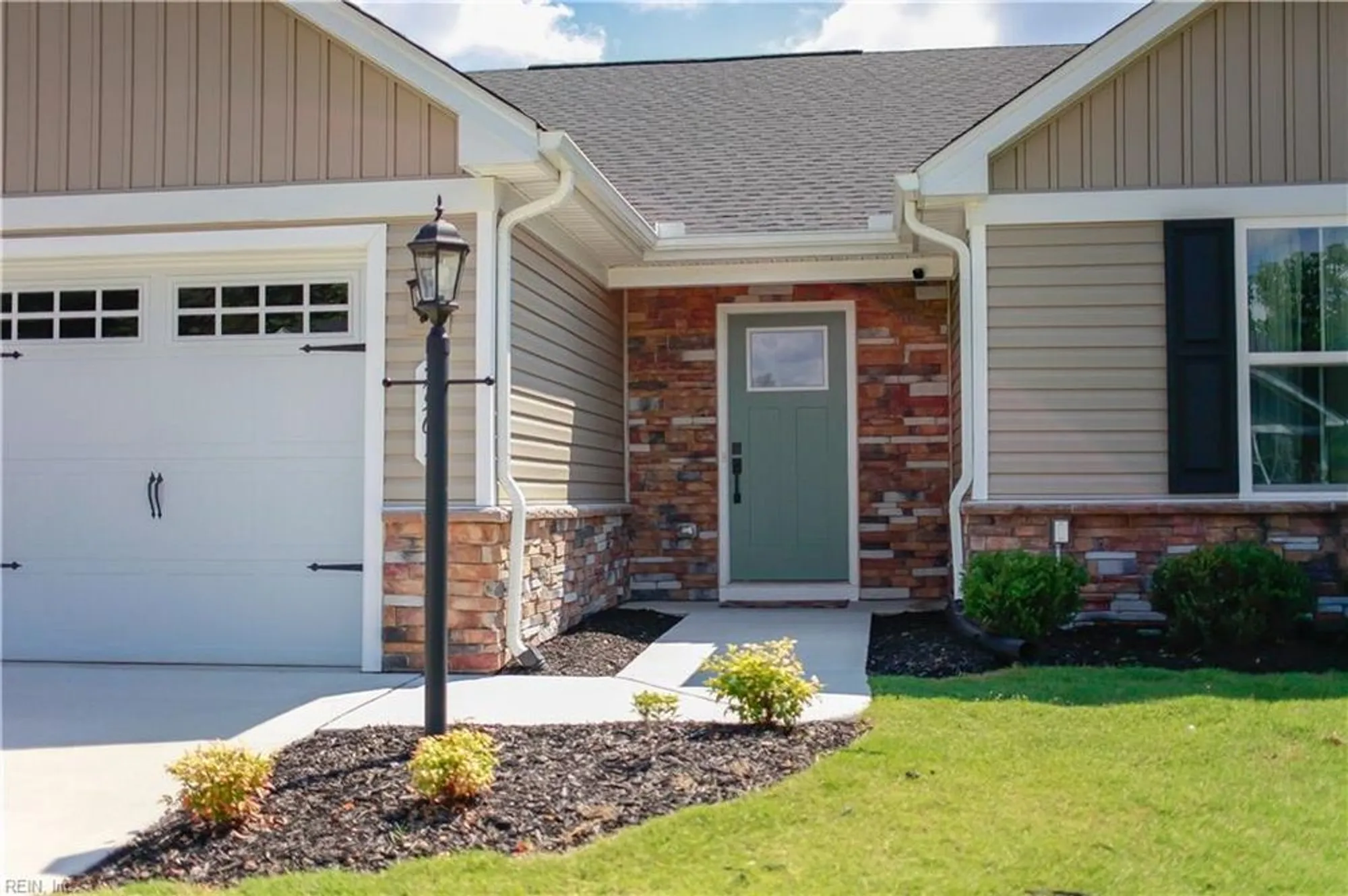 Property Slideshow image 3 of 31 | 7901 w danube loop, New Kent, VA, 23124