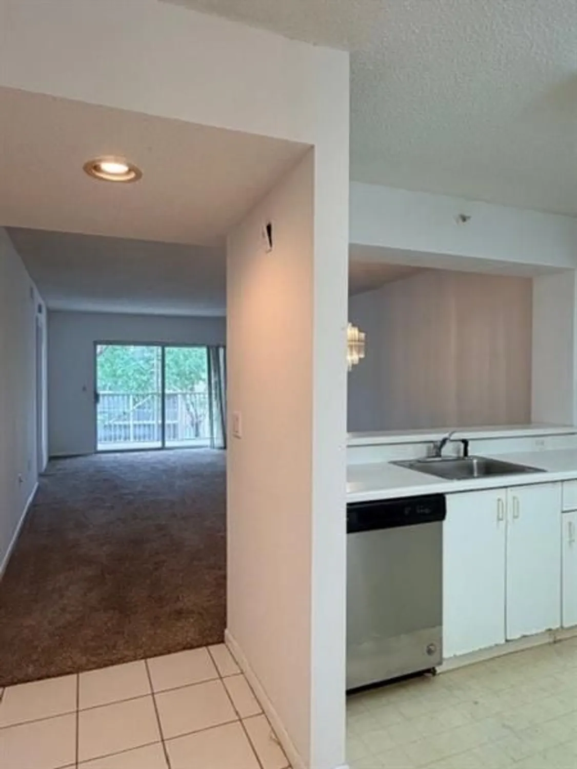 Property Slideshow image 5 of 29 | 9580 weldon cir apt k307, Fort Lauderdale, FL, 33321