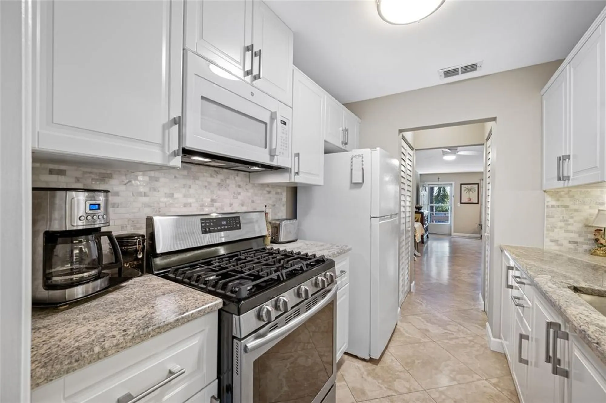Property Slideshow image 14 of 36 | 5530 80th st n unit c302, St Petersburg, FL, 33709