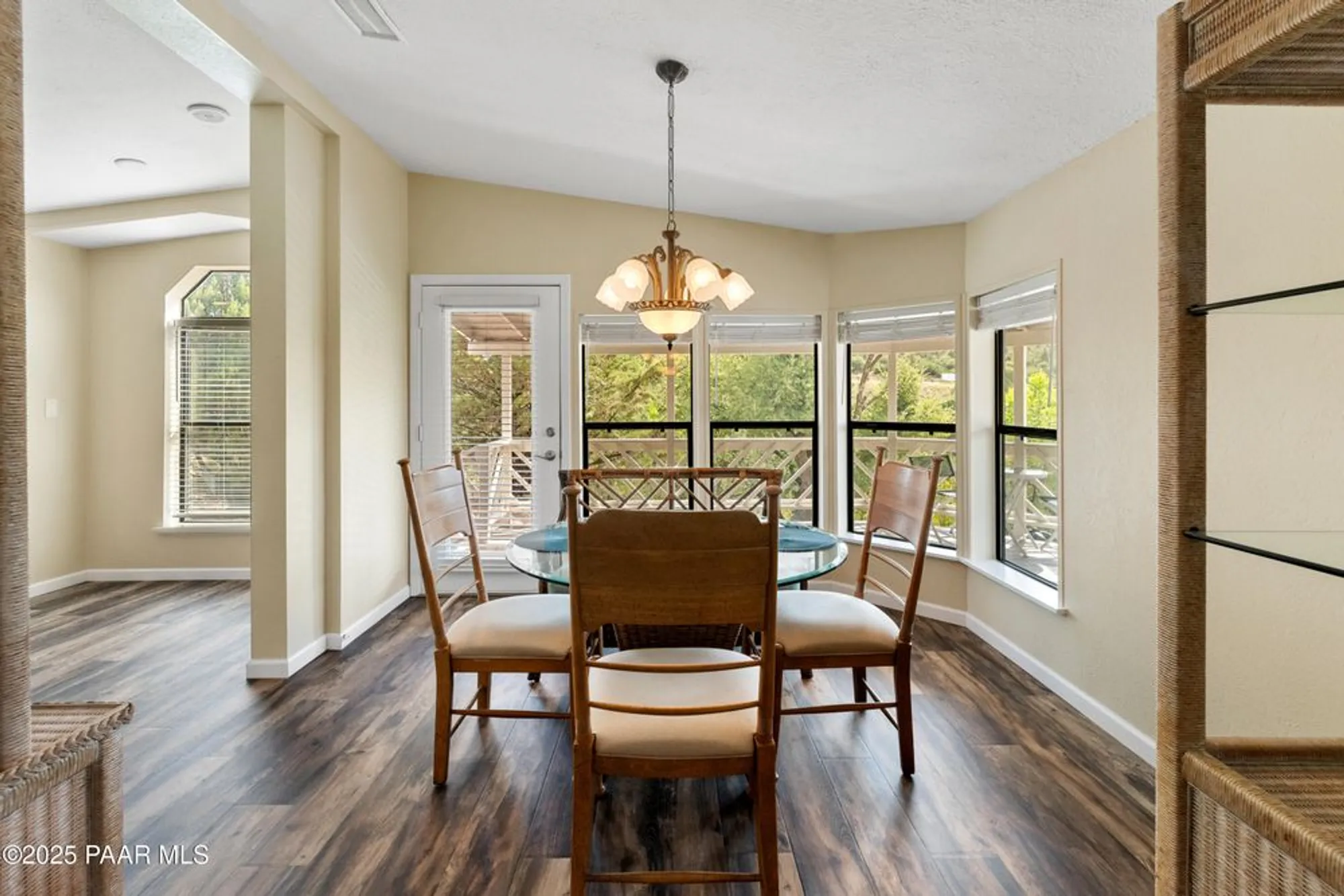 Property Slideshow image 15 of 48 | 1947 e mountain hollow dr, Prescott, AZ, 86301