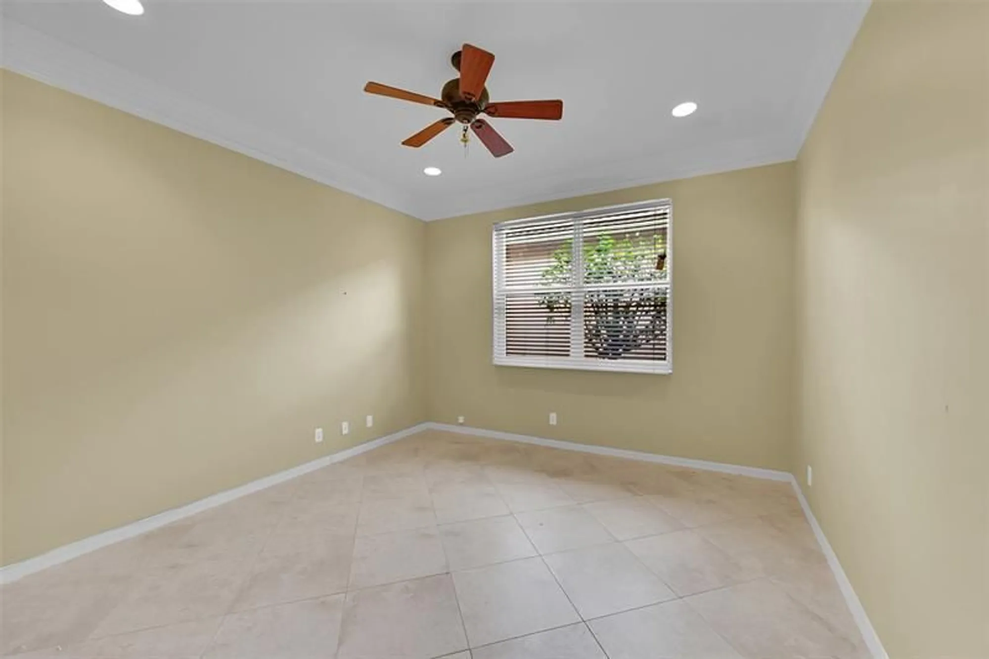 Property Slideshow image 27 of 61 | 7200 veneto dr, Boynton Beach, FL, 33437
