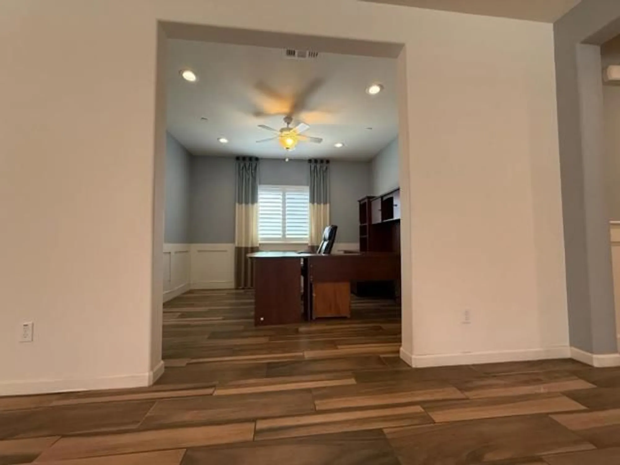 Property Slideshow image 9 of 15 | 830 auction st, Los Banos, CA, 93635