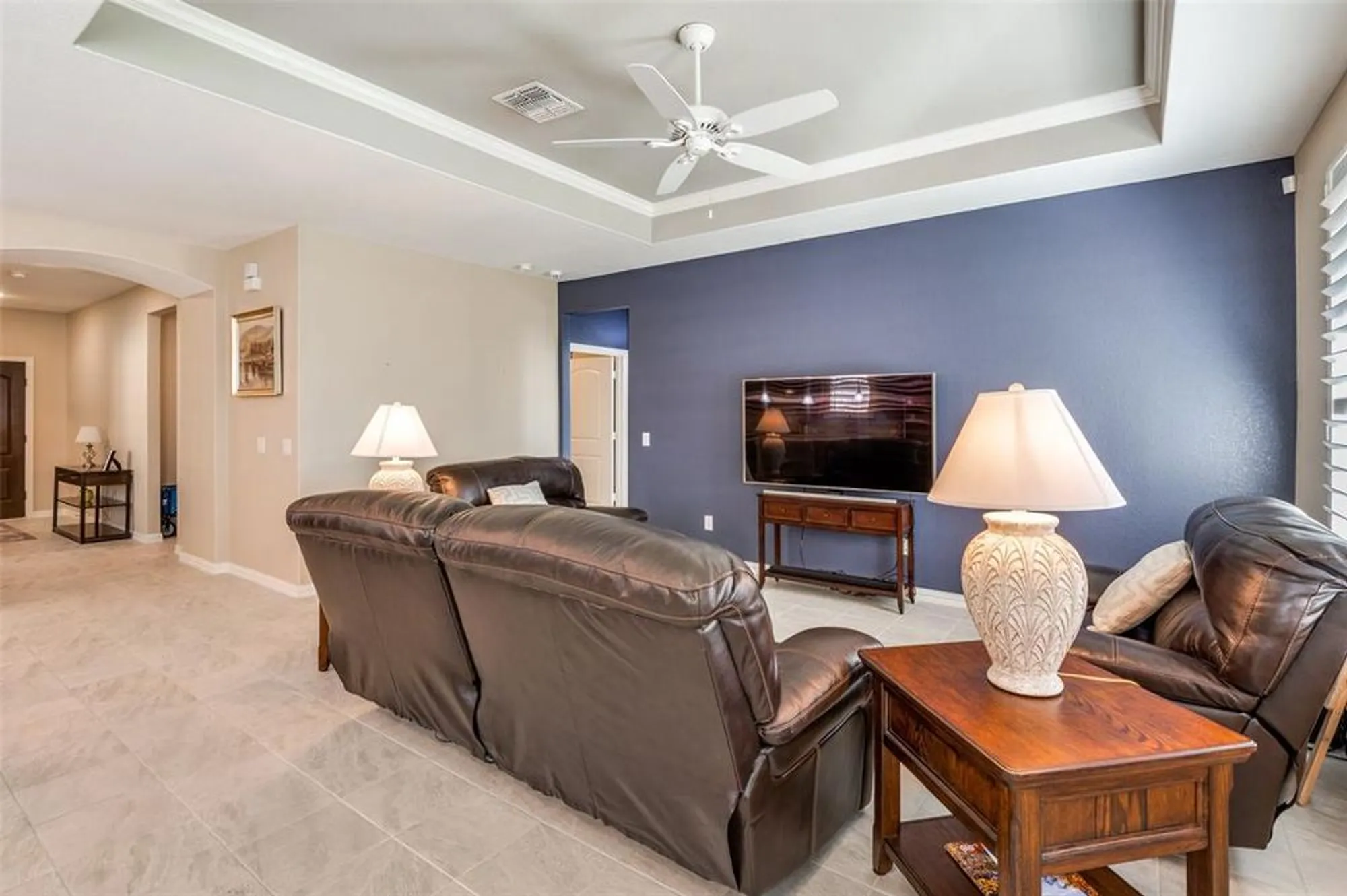 Property Slideshow image 5 of 25 | 1845 plantation crest dr, Frisco, TX, 75036