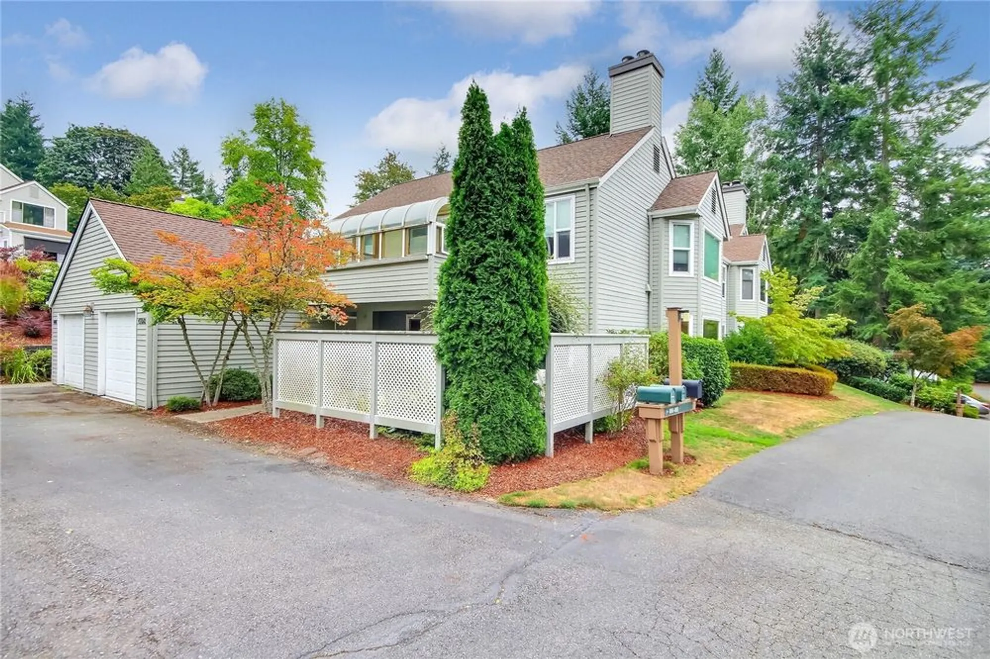 Property Slideshow image 23 of 40 | 4106 221st pl se # 1072, Issaquah, WA, 98029