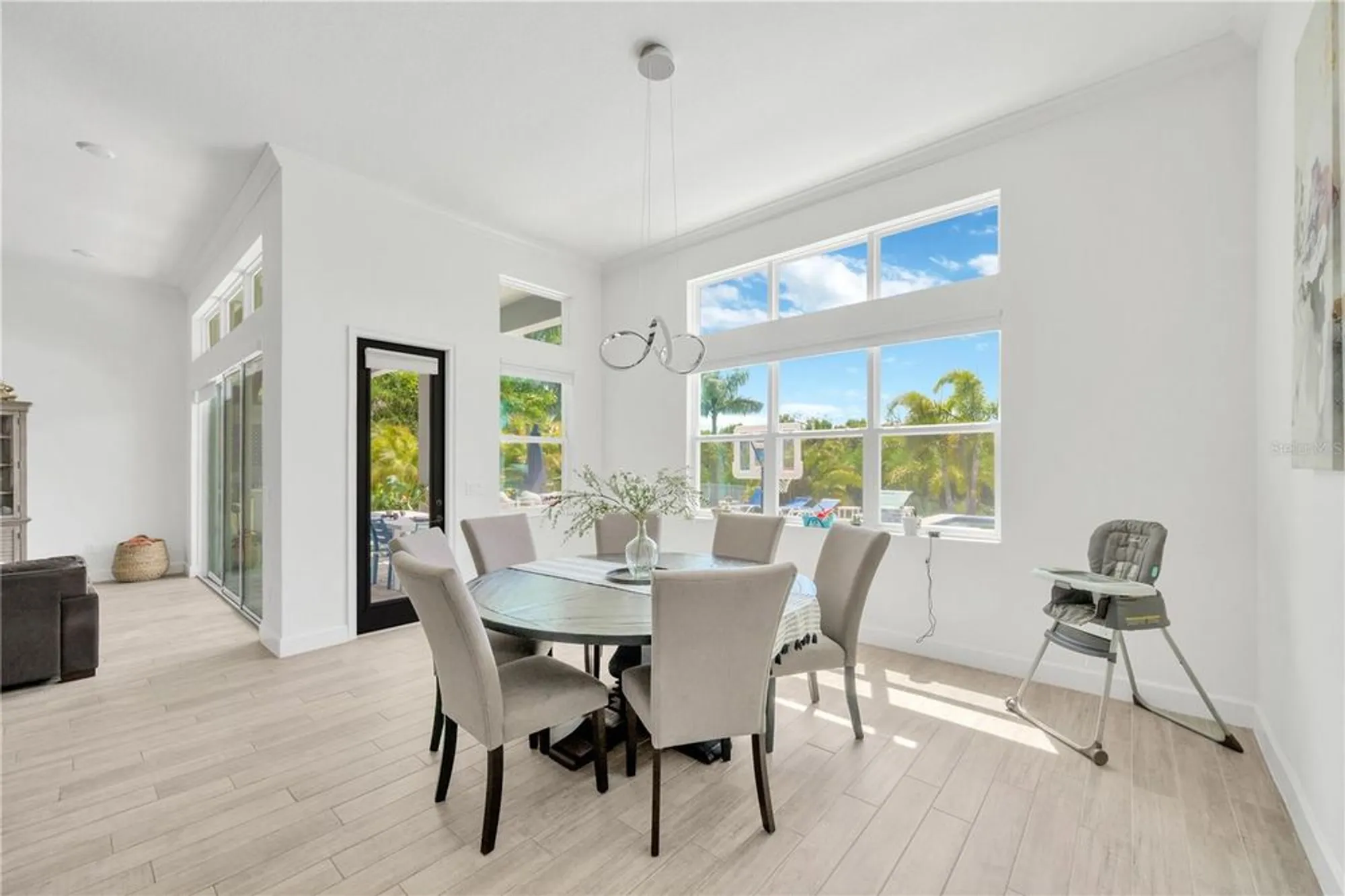 Property Slideshow image 25 of 59 | 832 manns harbor dr, Apollo Beach, FL, 33572