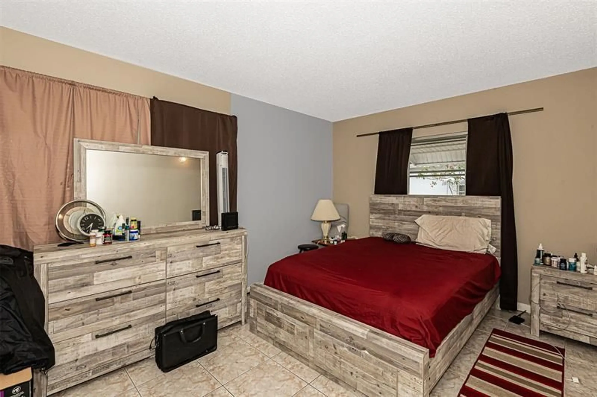 Property Slideshow image 15 of 22 | 1005 nw 73rd ave, Margate, FL, 33063