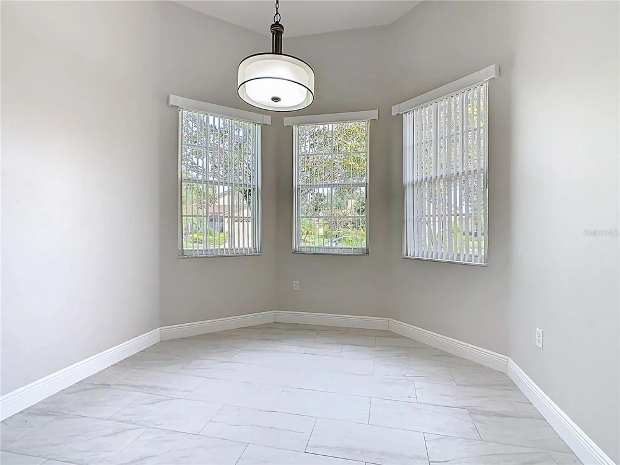 Property Slideshow image 20 of 81 | 531 barcelona dr, Poinciana, FL, 34759