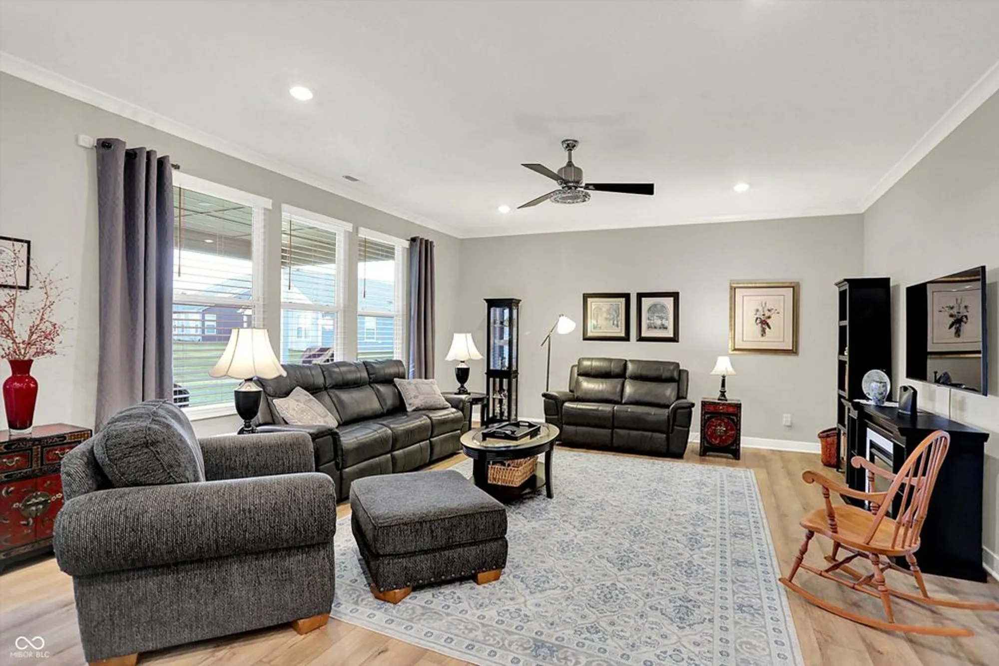 Property Slideshow image 13 of 55 | 3533 brunstfield ct, Bargersville, IN, 46106