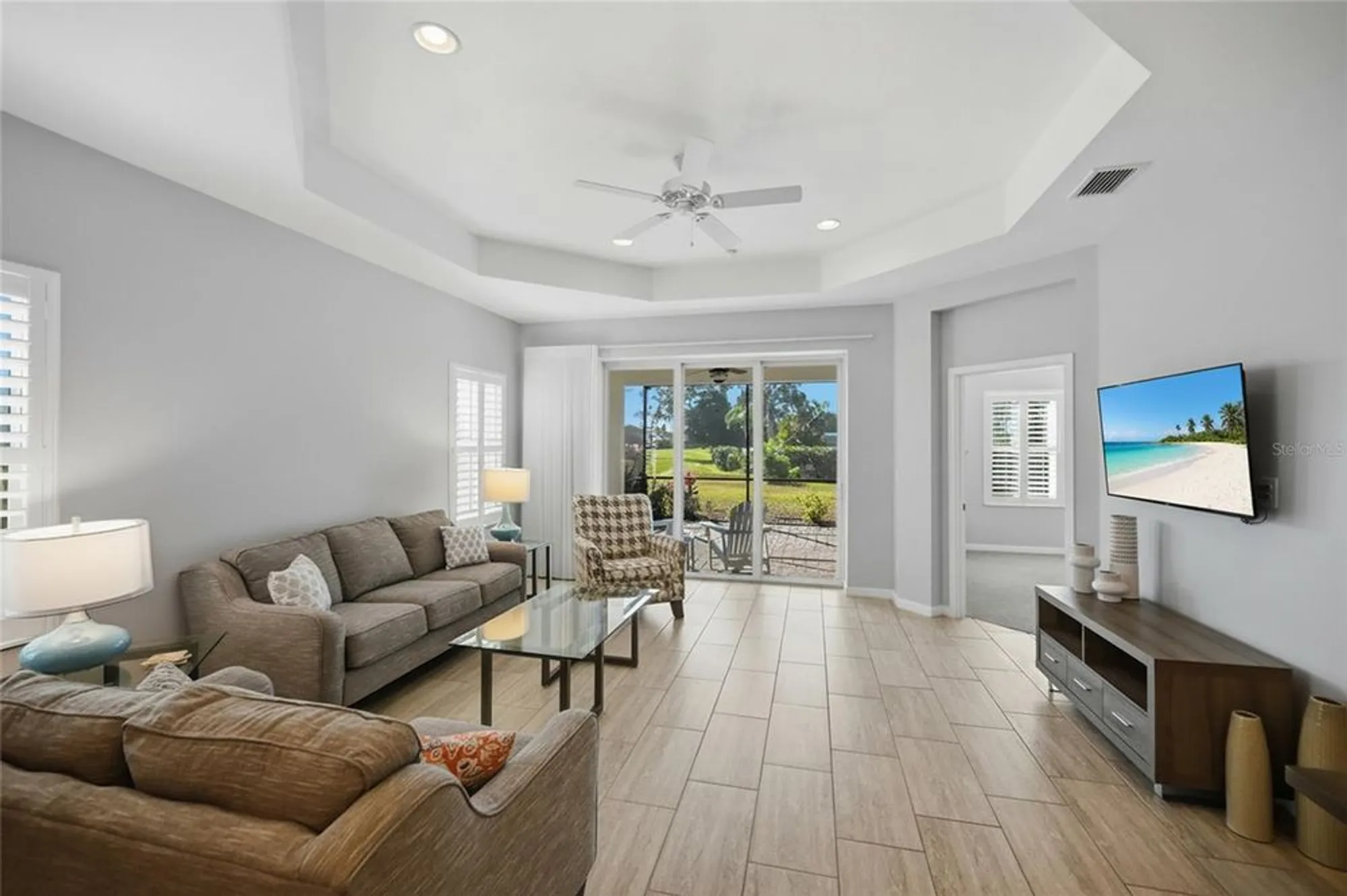 Property Slideshow image 14 of 50 | 7105 vista bella dr, Bradenton, FL, 34209