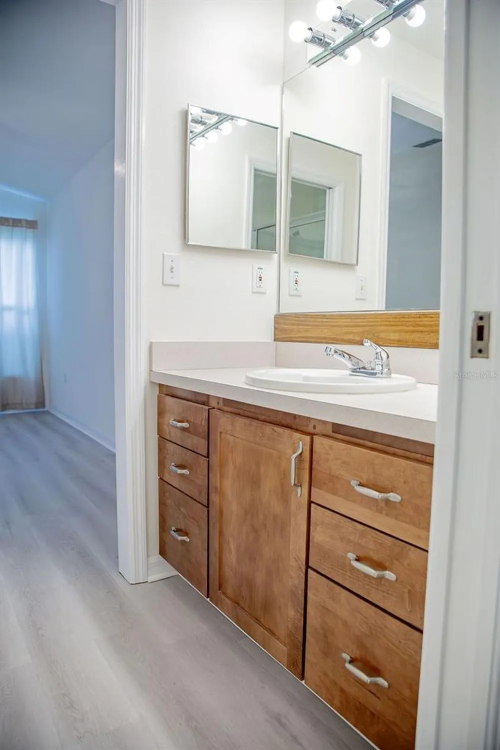 Property Slideshow image 23 of 45 | 231 lake suzanne dr, Lake Wales, FL, 33859