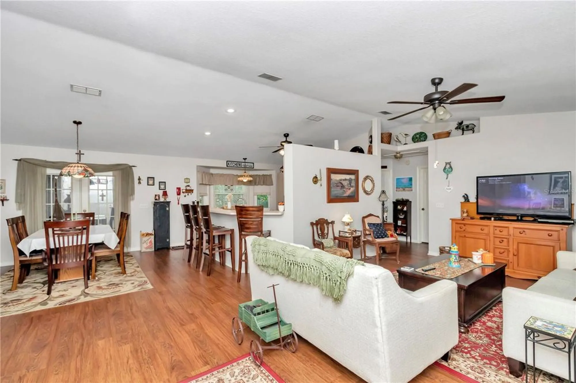 Property Slideshow image 5 of 40 | 10086 sw 62nd terrace rd, Ocala, FL, 34476