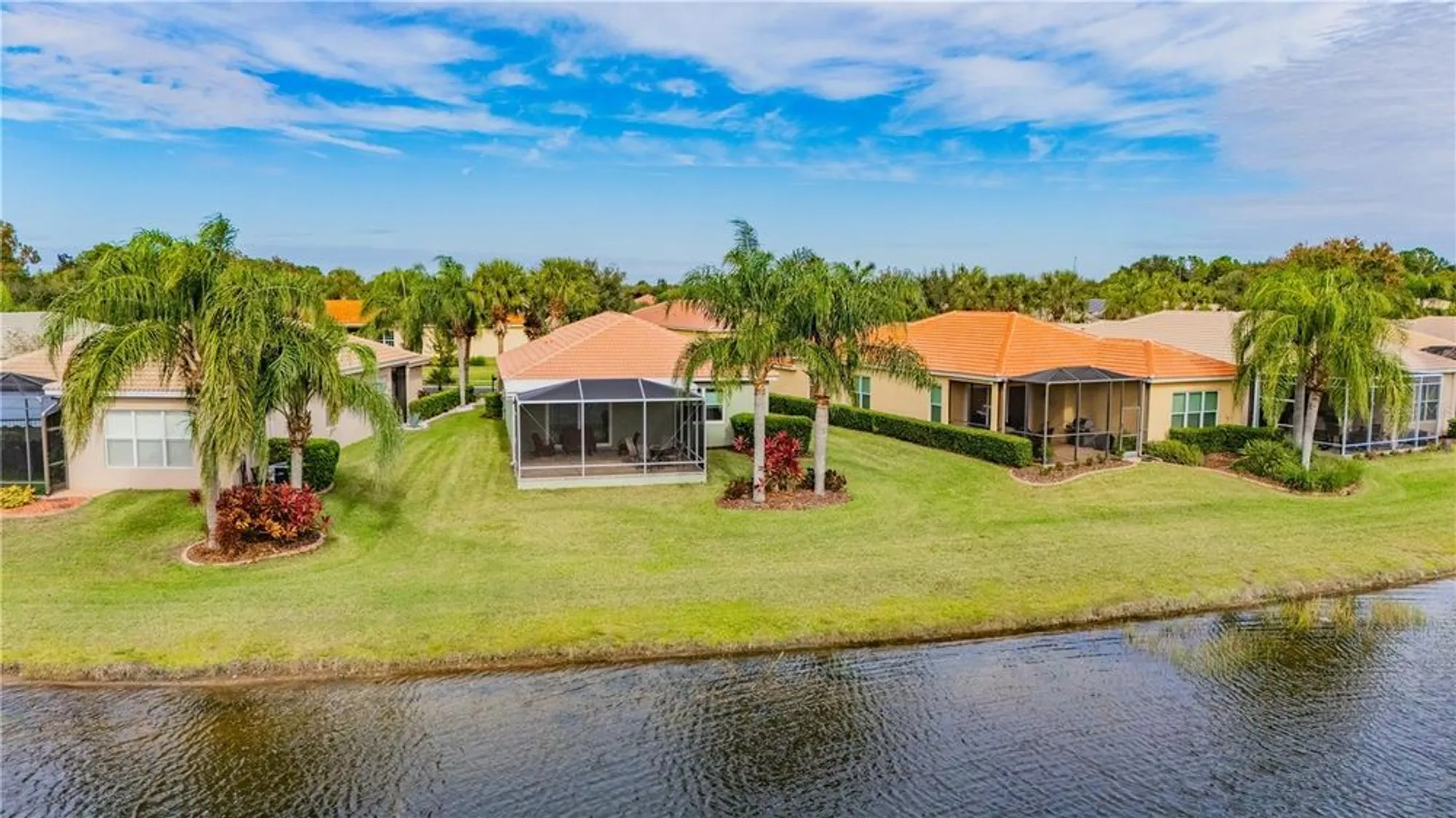 Property Slideshow image 24 of 44 | 15852 cobble mill dr, Wimauma, FL, 33598