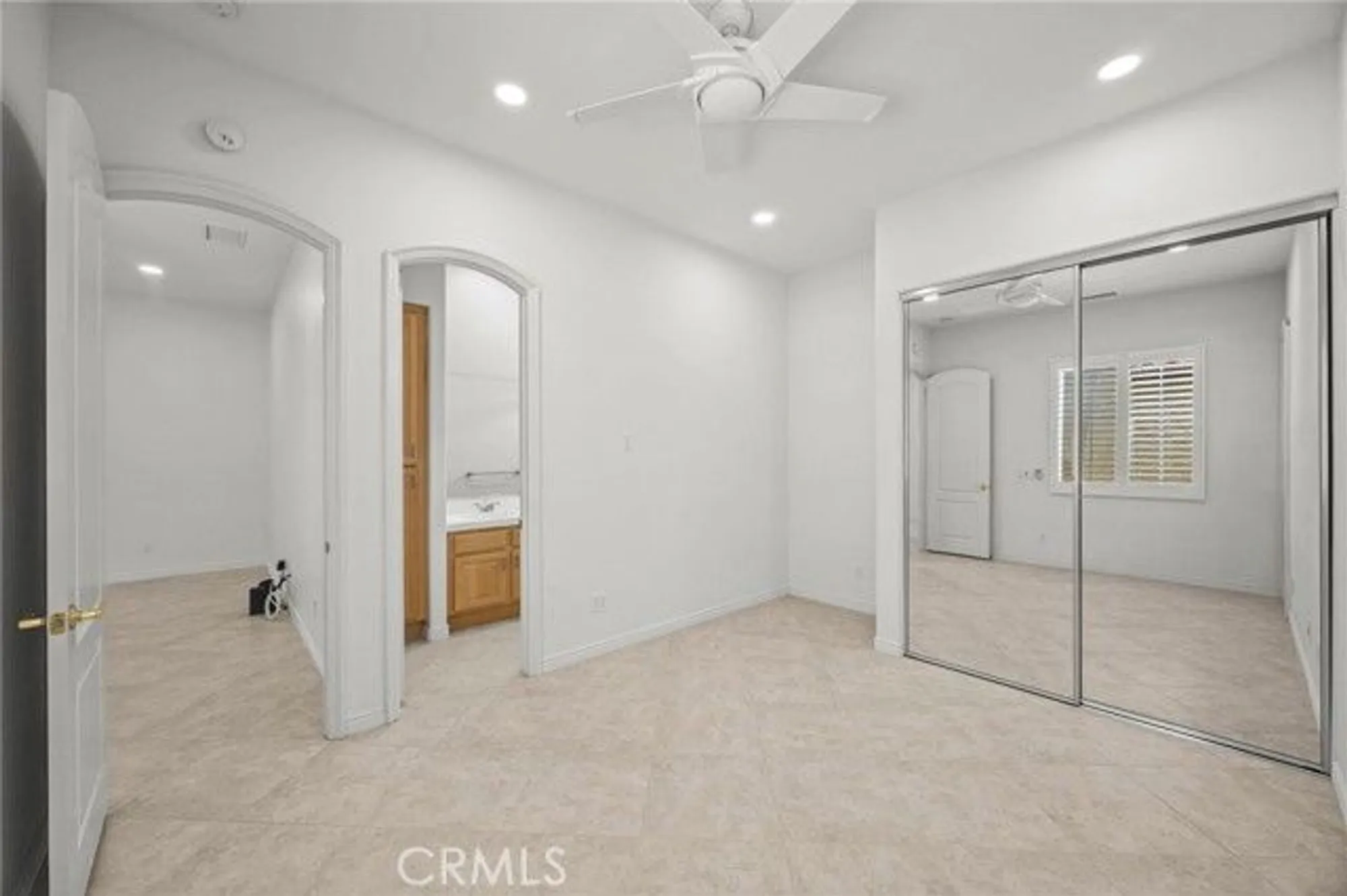 Property Slideshow image 17 of 35 | 9116 pinyon point ct, Corona, CA, 92883