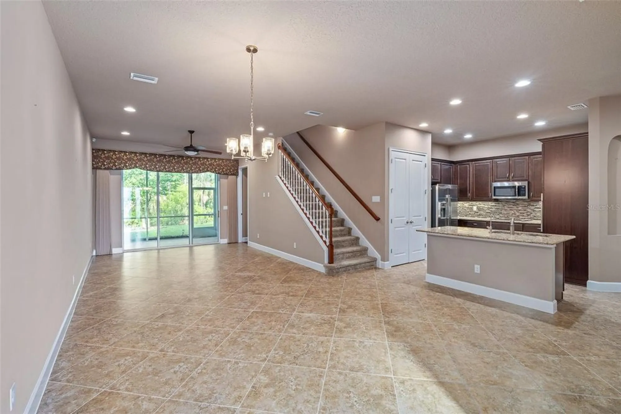 Property Slideshow image 4 of 62 | 829 pinewood dr, Ormond Beach, FL, 32174
