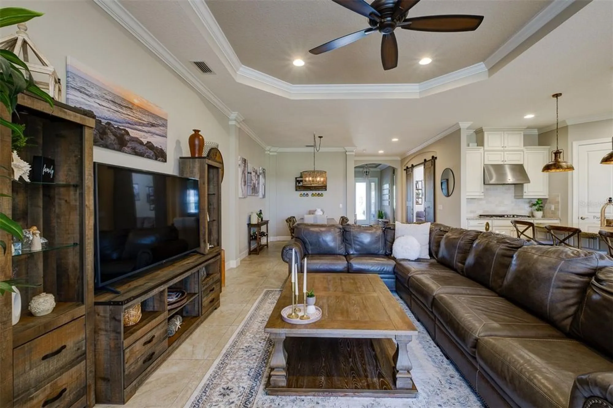 Property Slideshow image 30 of 77 | 13118 sorrento way, Bradenton, FL, 34211