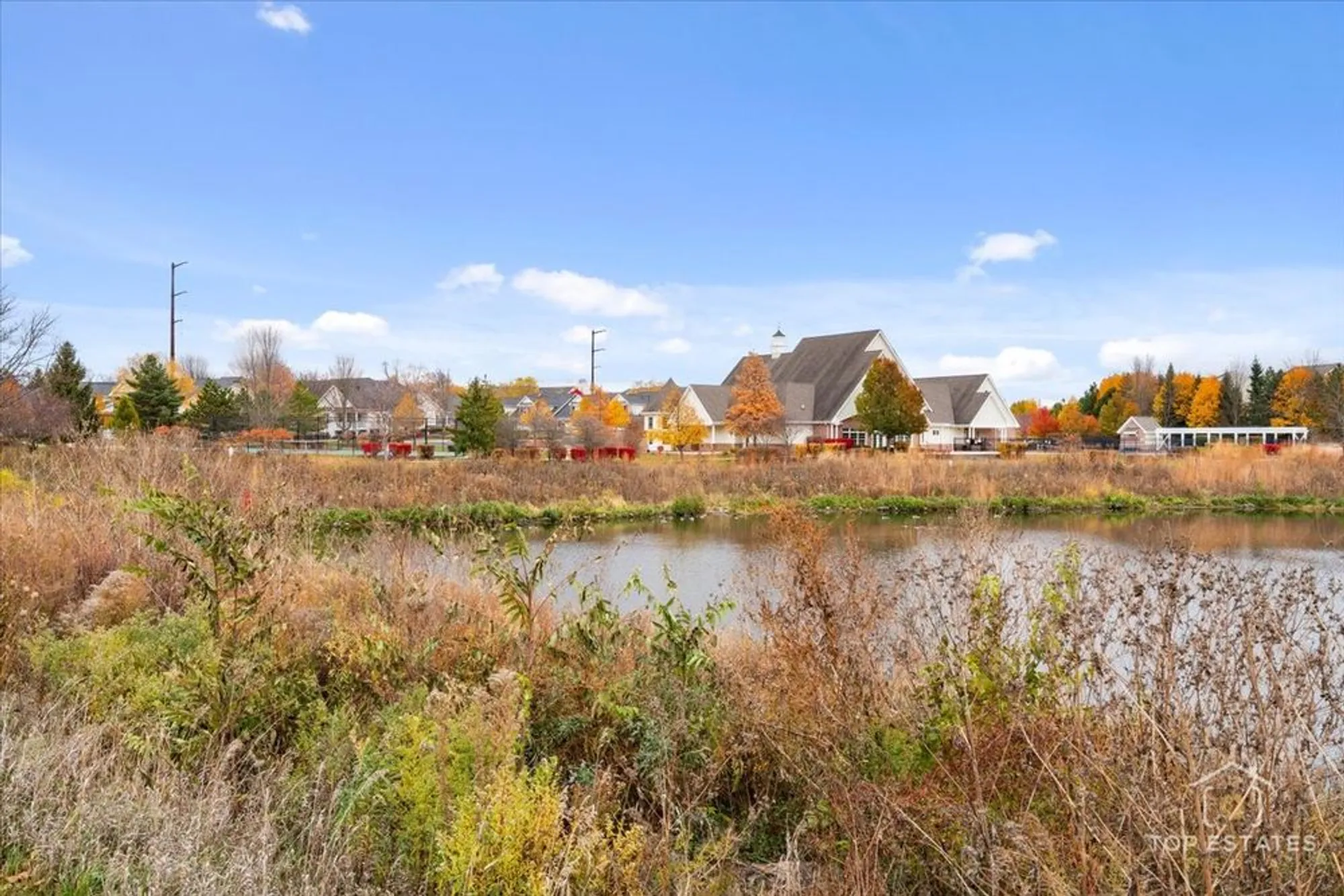 Property Slideshow image 37 of 43 | 1039 riviera dr # 1039, Elgin, IL, 60124